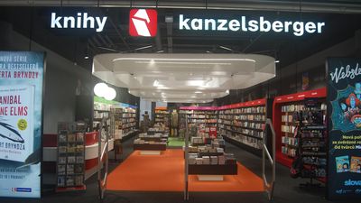 Knihy Kanzelsberger (Bookshop) •  - in English language