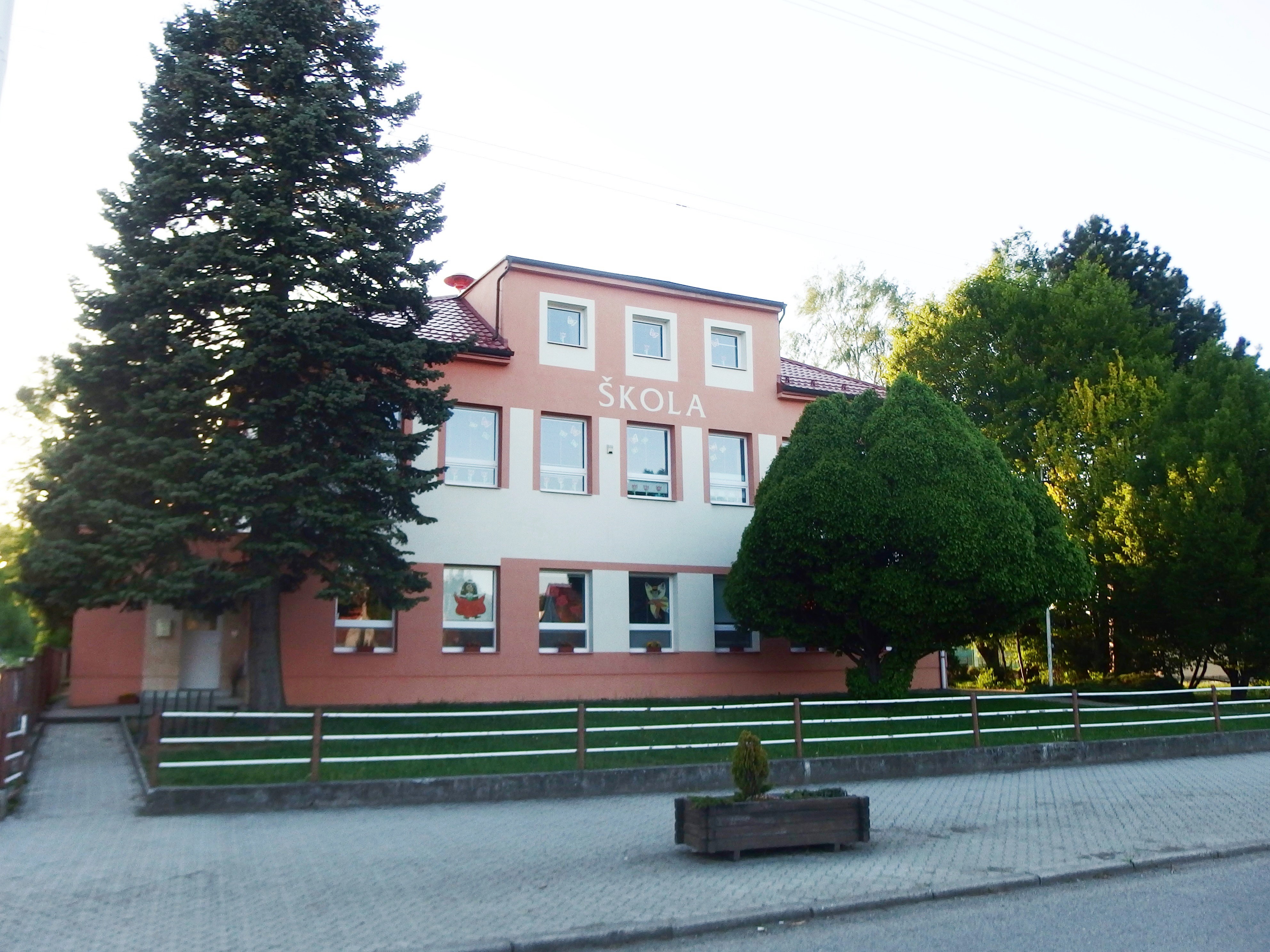 ZŠ a MŠ Závišice