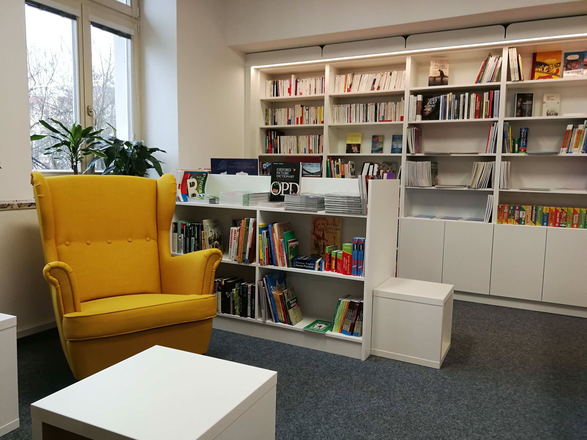 Knihkupectví Megabooks foto 2