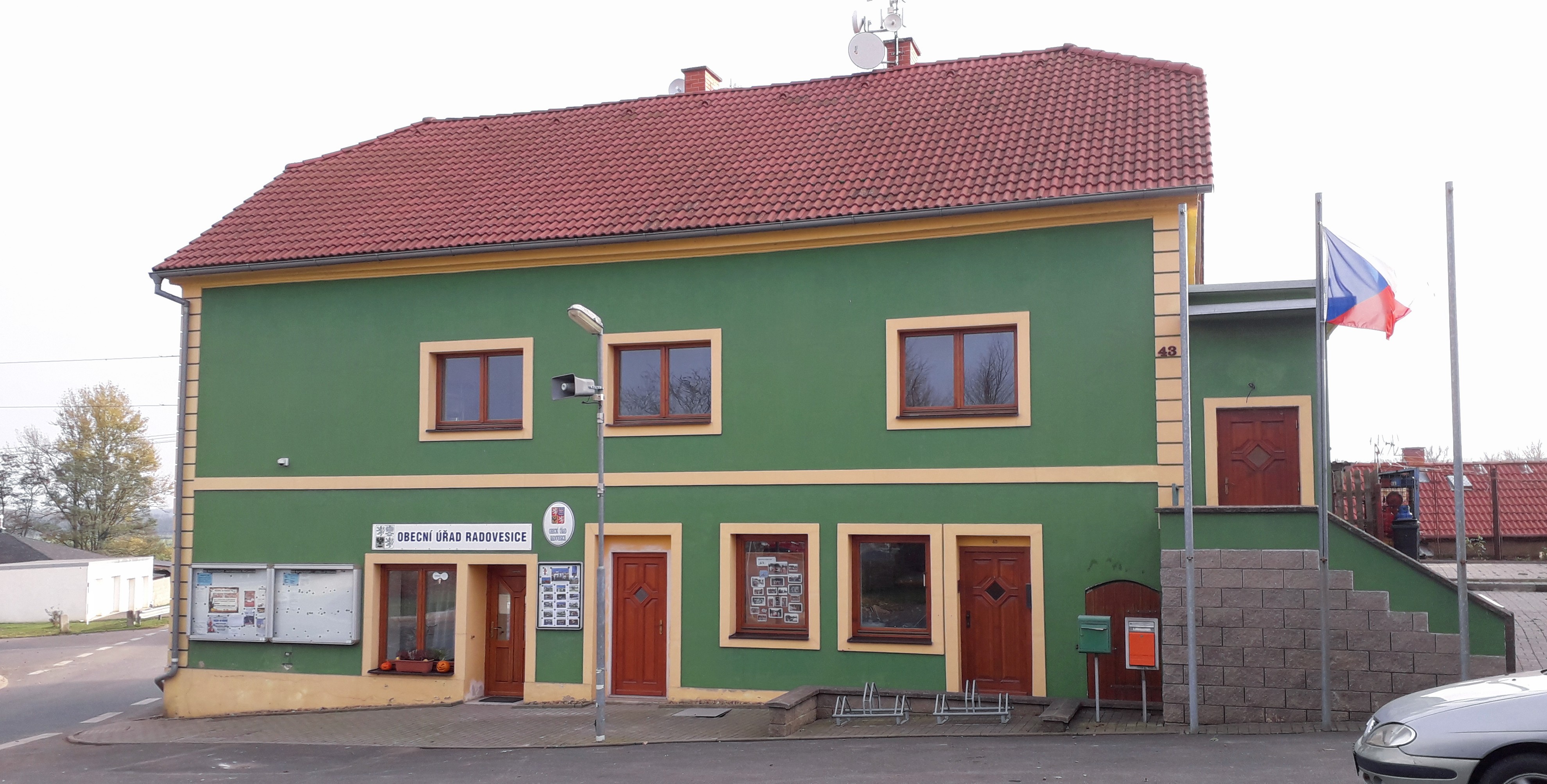 Radovesice - obecní úřad