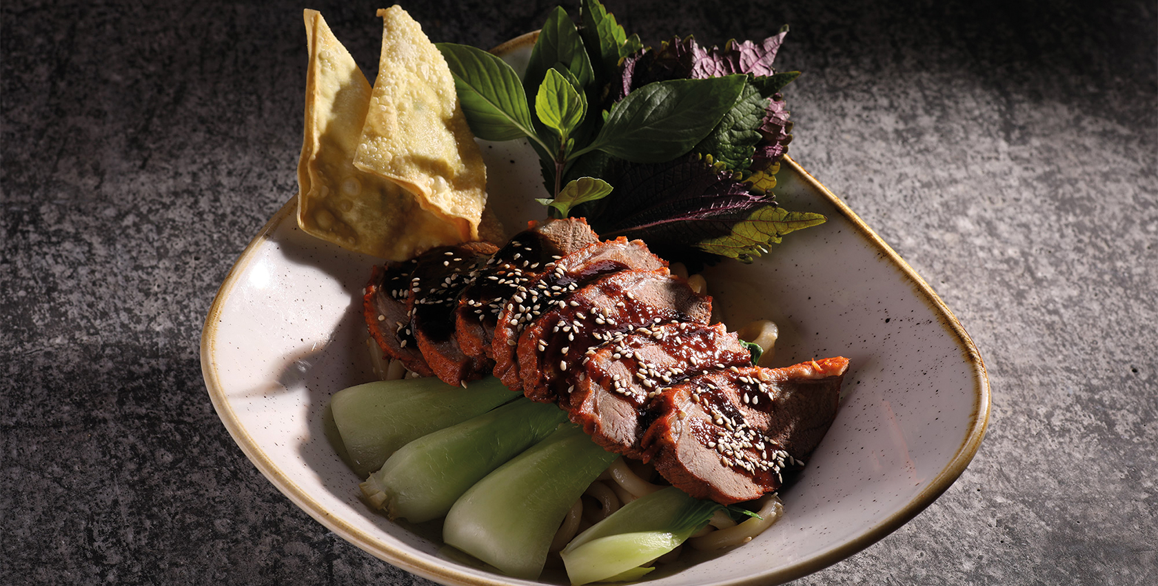 Madame Lyn Restaurant foto 2