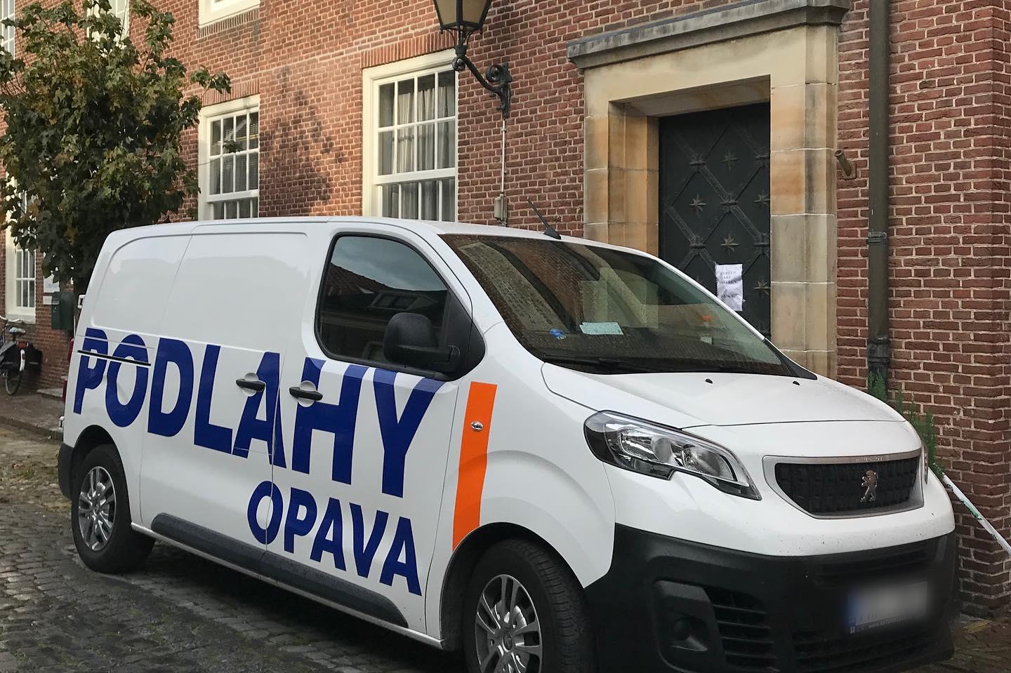 PODLAHY OPAVA, s.r.o.