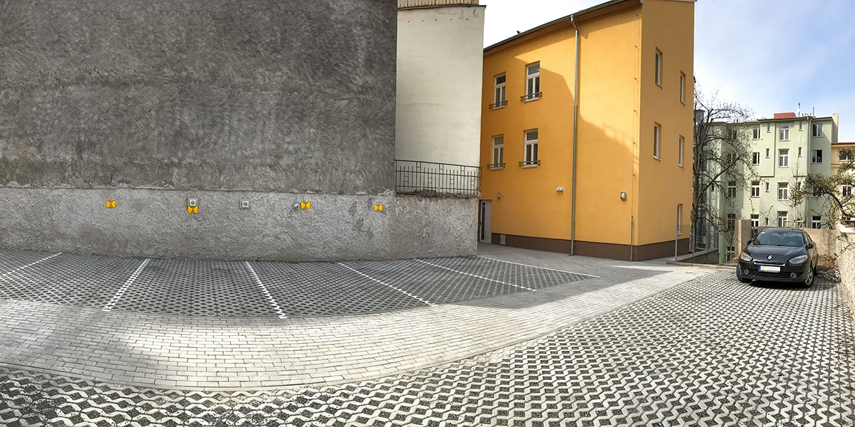 MR.PARKIT - Parking Cimburkova 7 foto 3