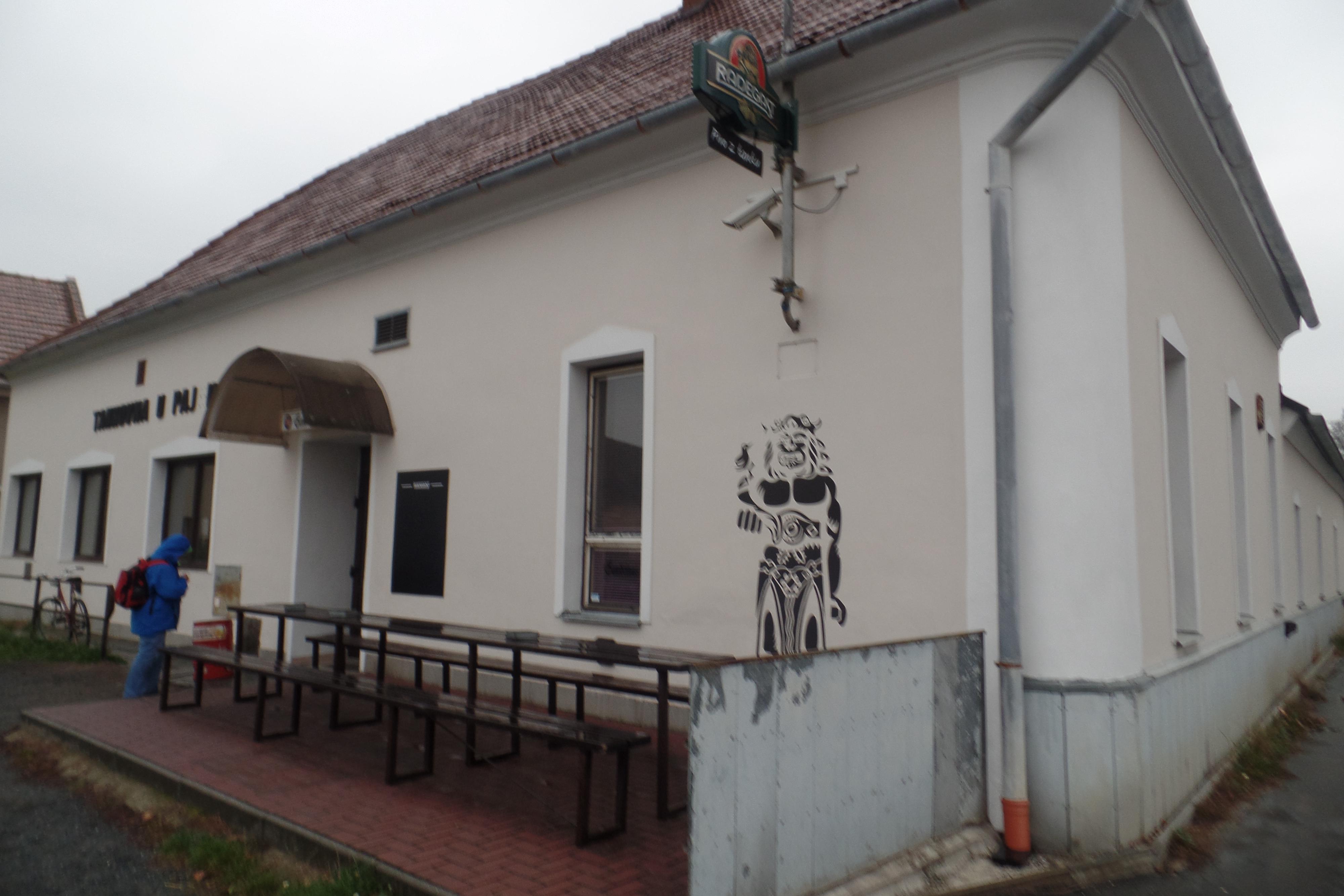 Tankovna u Pajdu foto 2