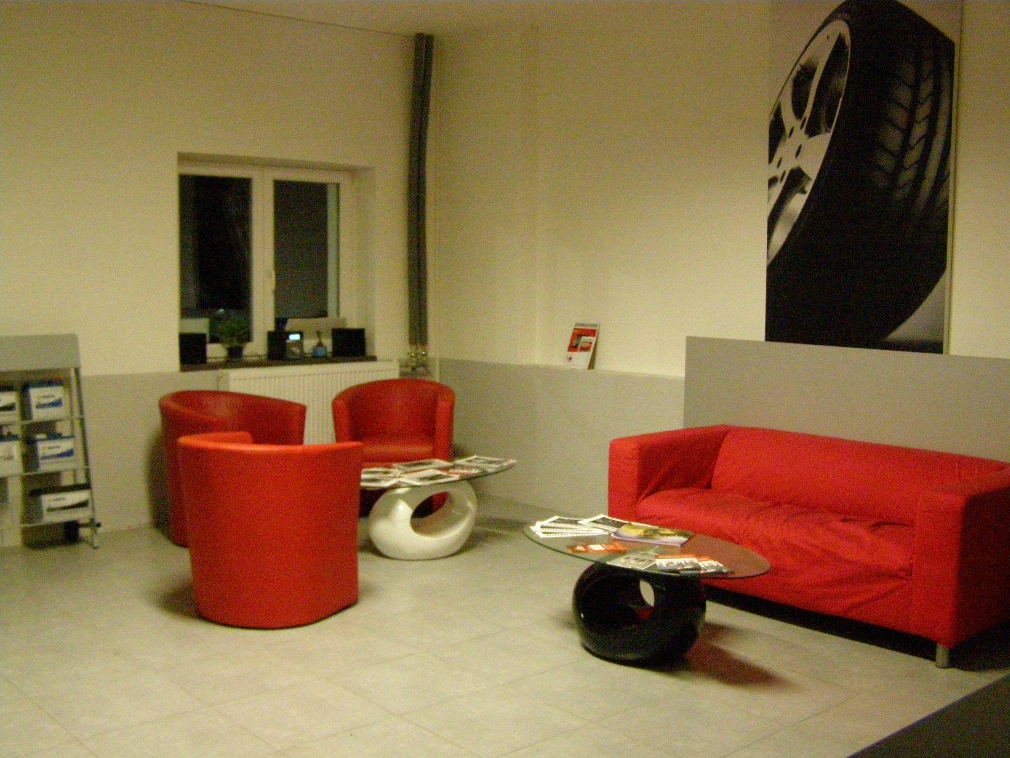 Firststop - Pneutyre s.r.o. AUTOSERVIS-PNEUSERVIS foto 3