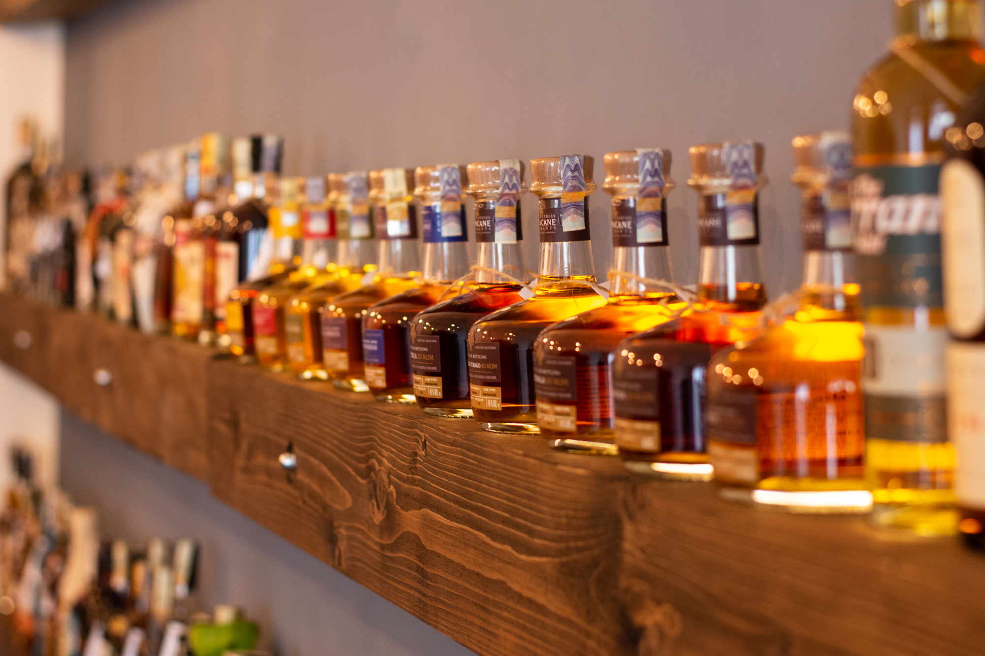 Alter Ego - Prodejna rumu a whisky foto 2