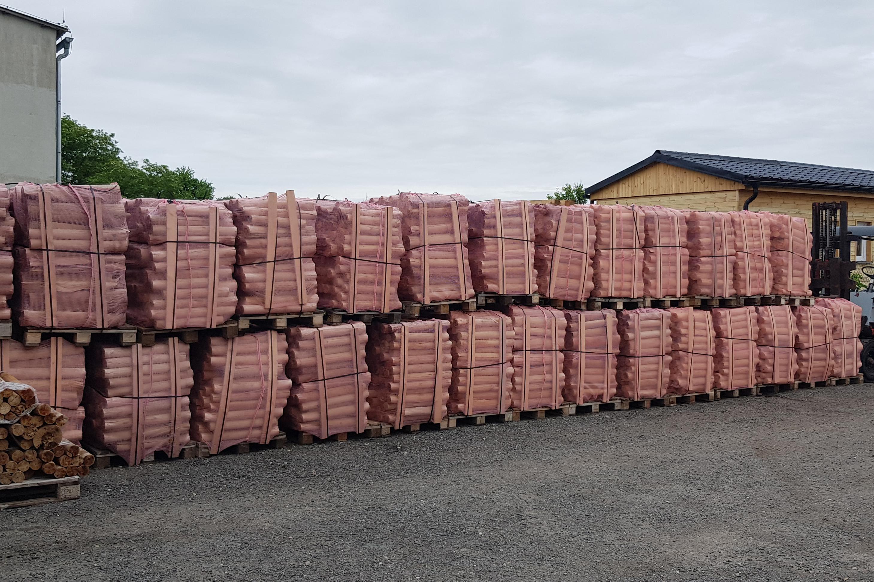 Bukové dřevo bez kury..