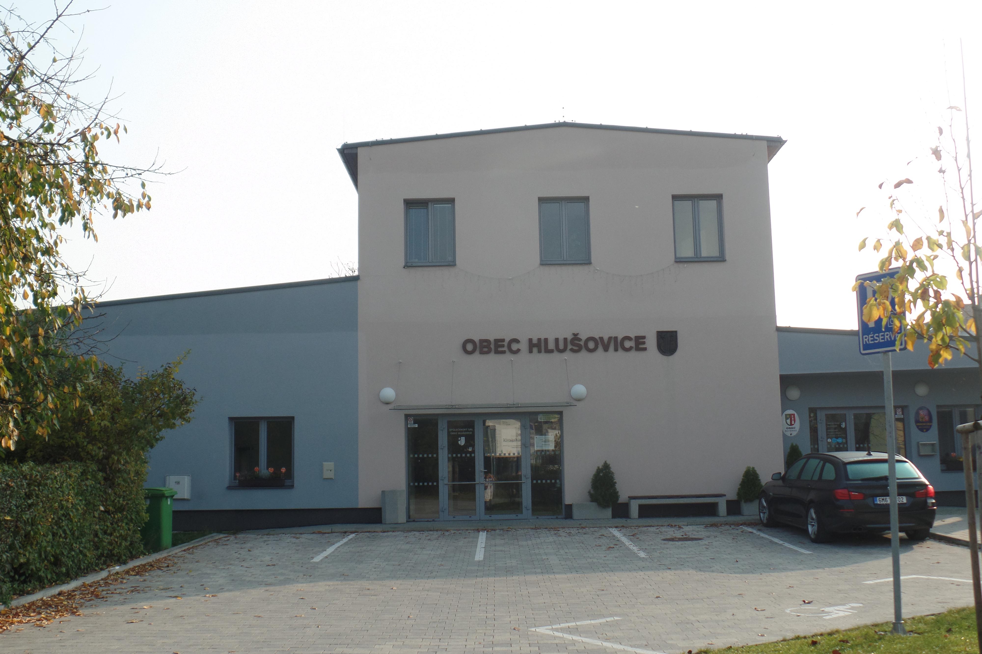 Hlušovice - obecní úřad