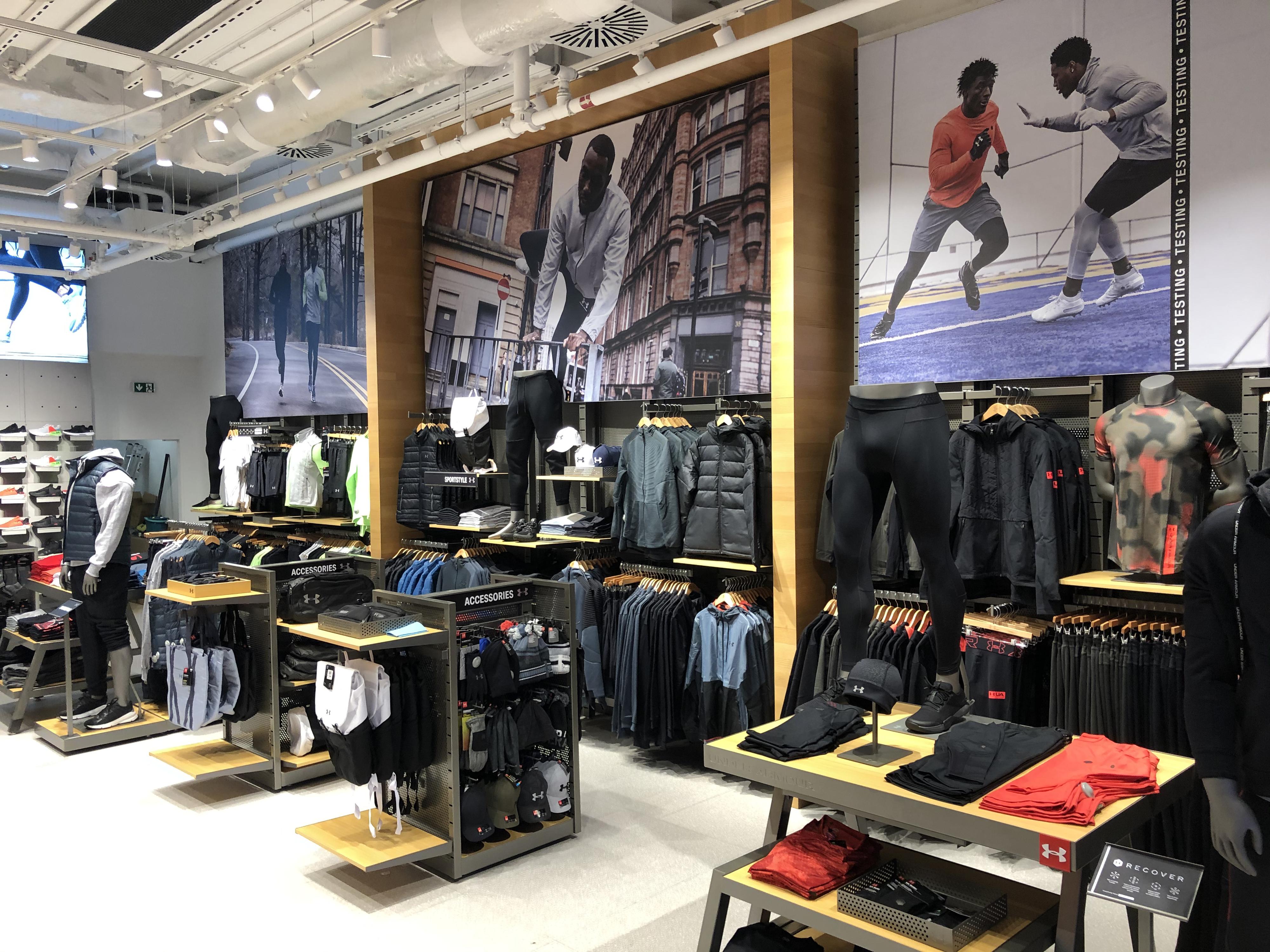 Under Armour Brand House foto 3