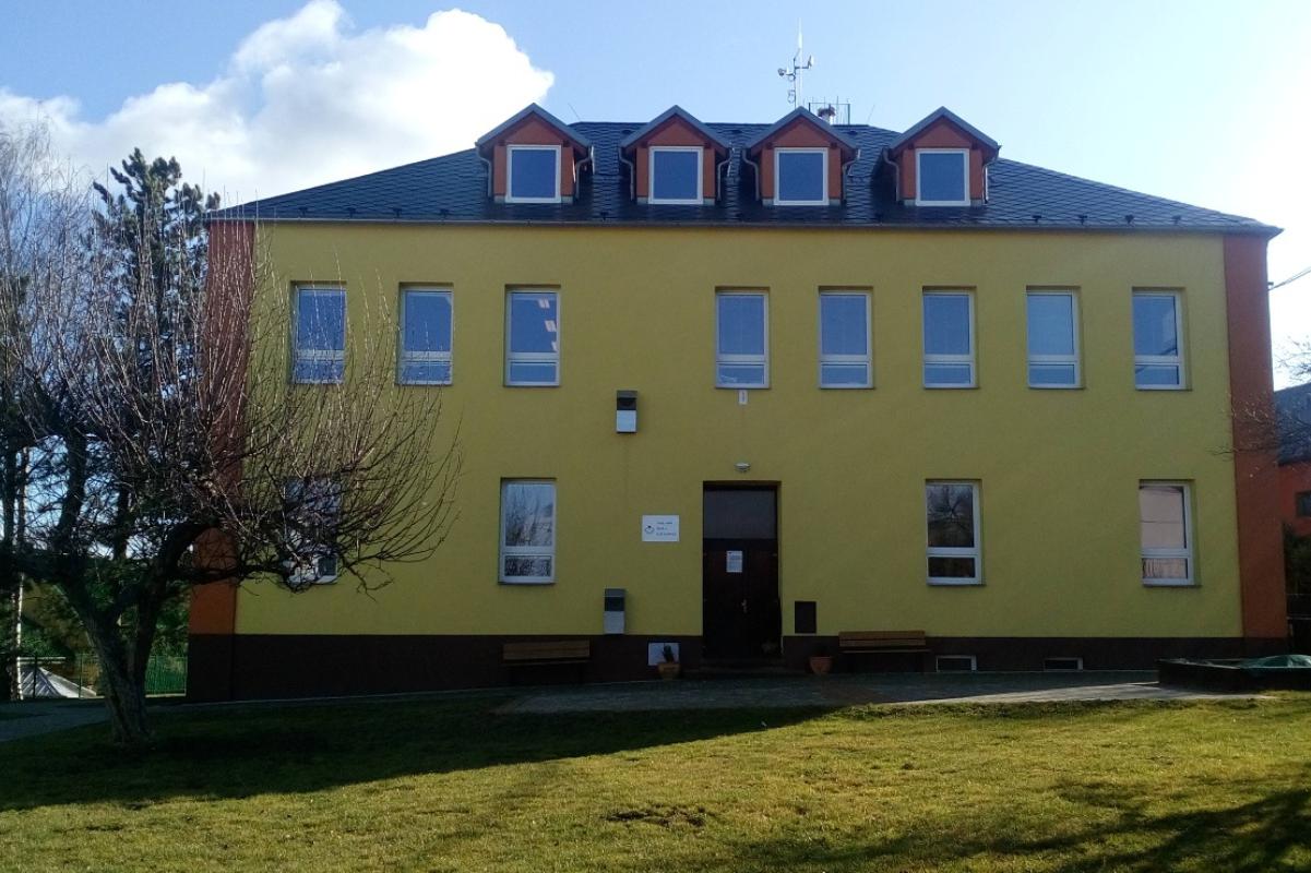 Základní škola Litultovice foto 1