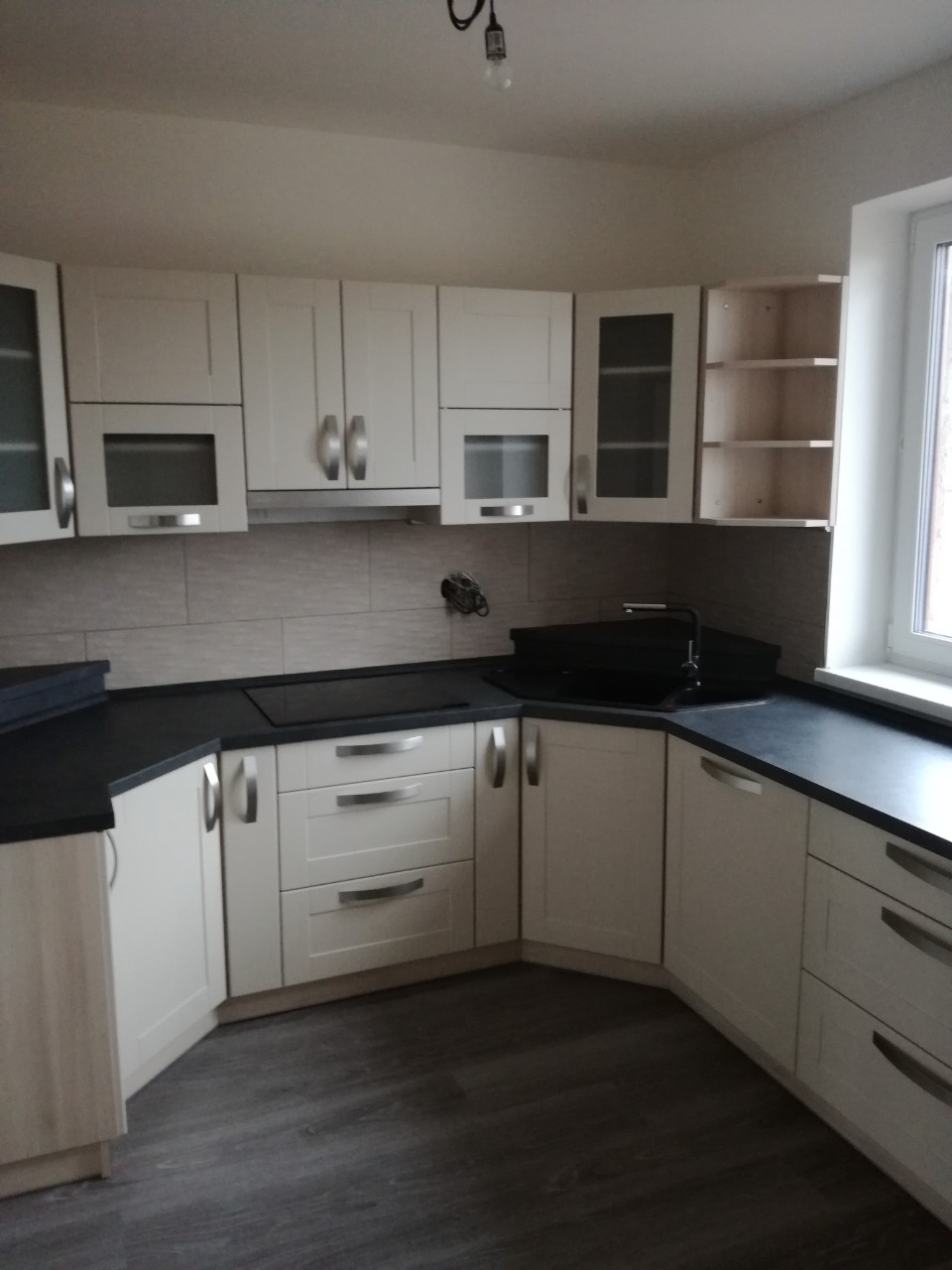 Luňáček - zakázkové truhlářství foto 2