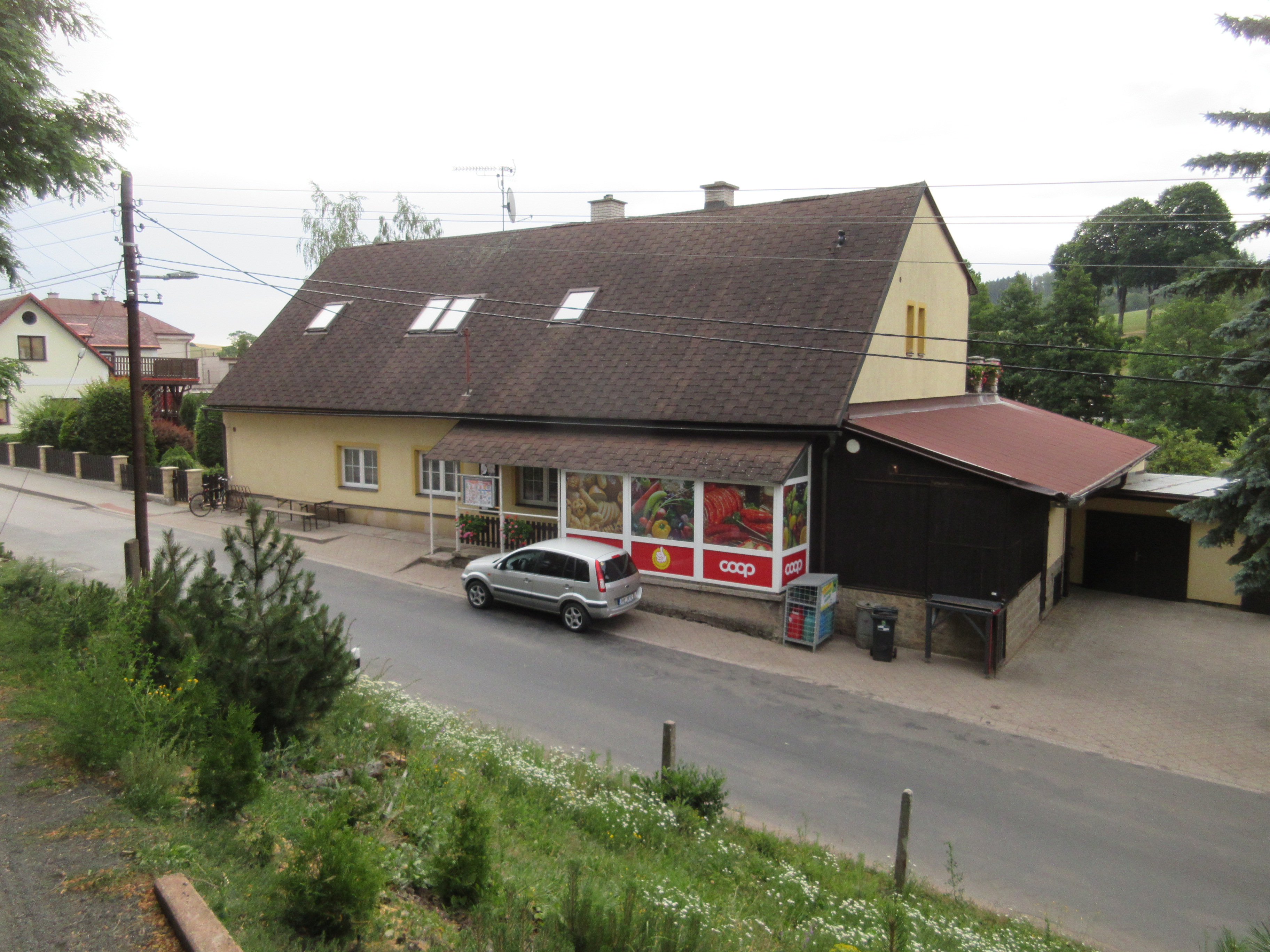 Jednota, spotřební družstvo Nová Paka - COOP foto 2