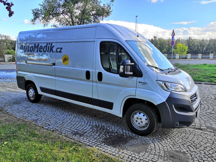 AutoMedik - Autopůjčovna dodávek foto 3