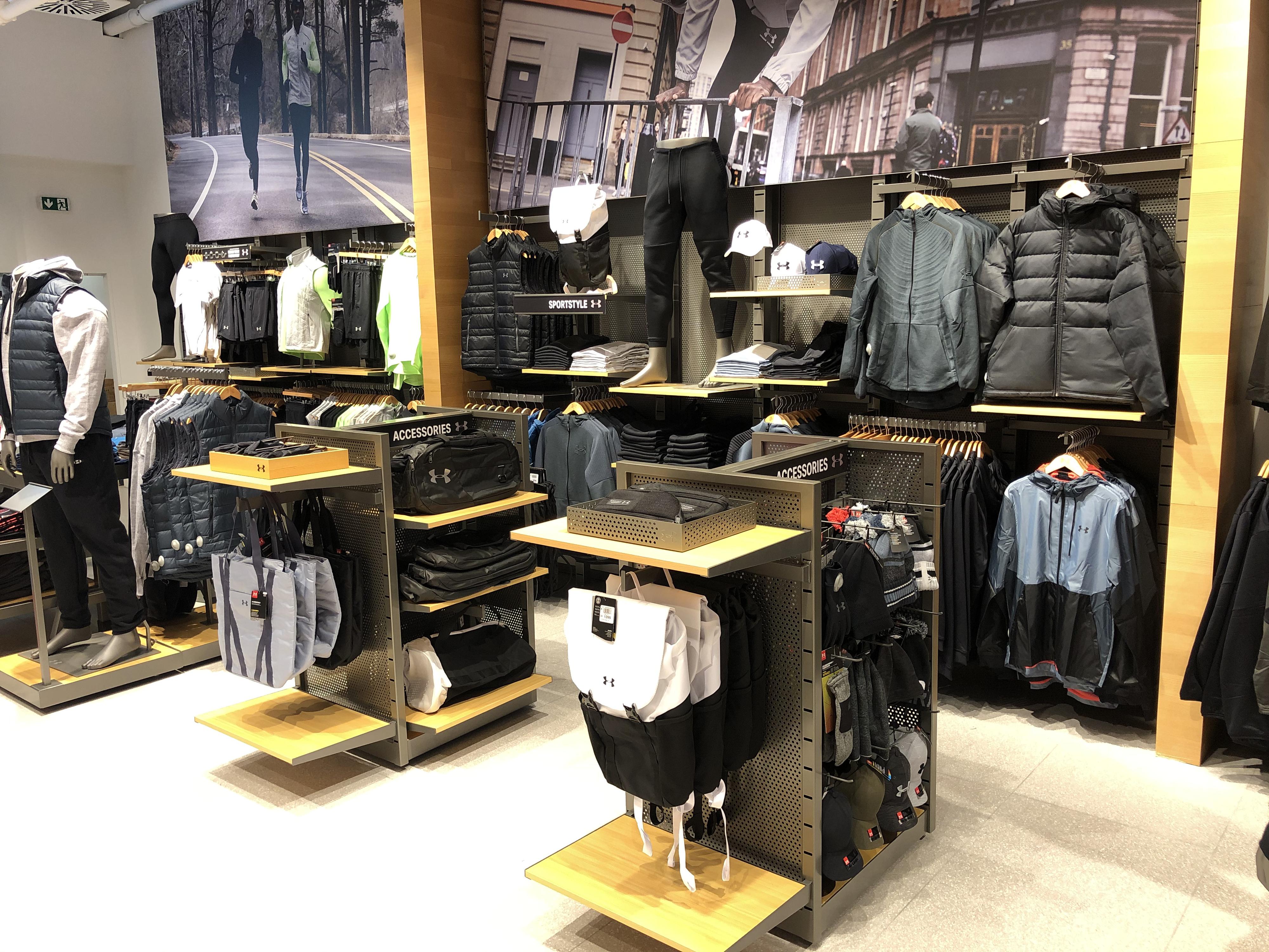 Under Armour Brand House foto 2