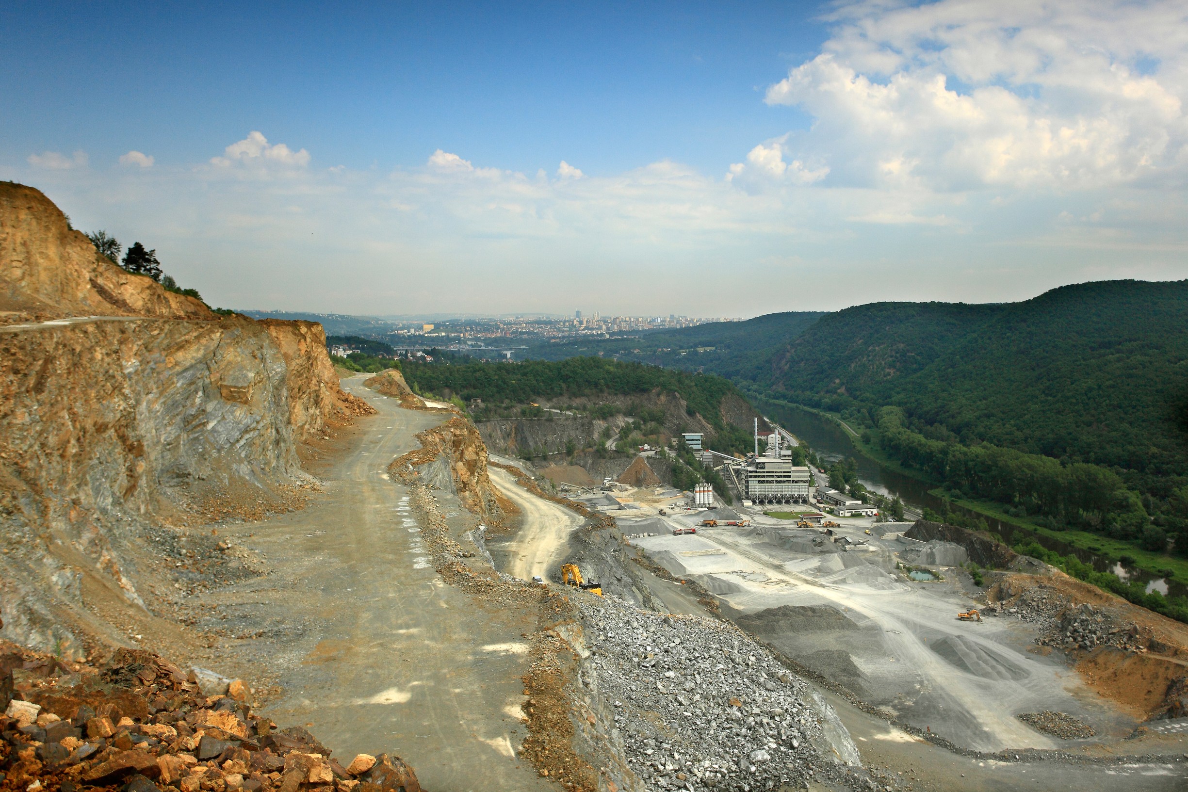 KÁMEN Zbraslav, a.s. foto 2