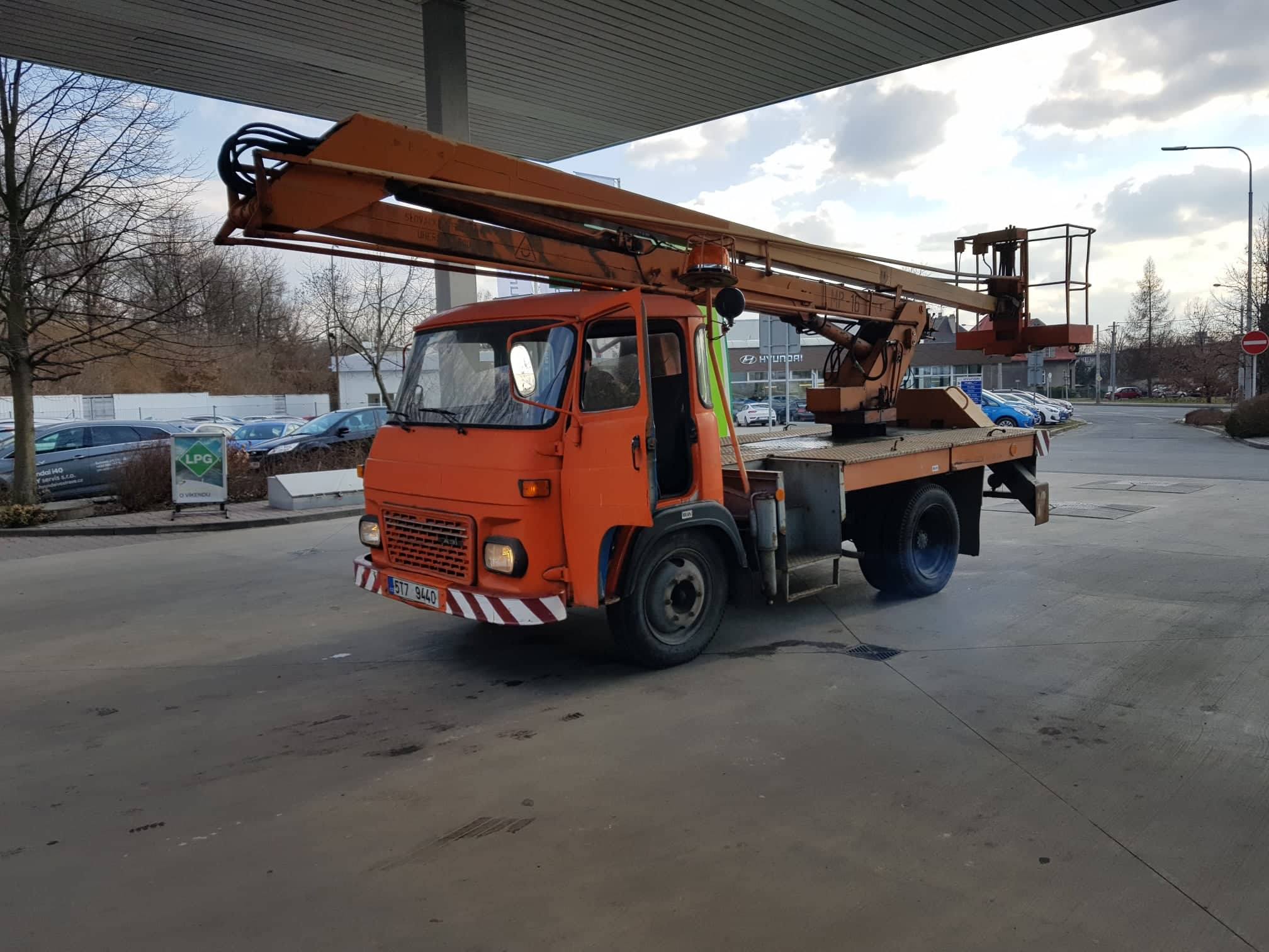 David Novák - Montážní plošina