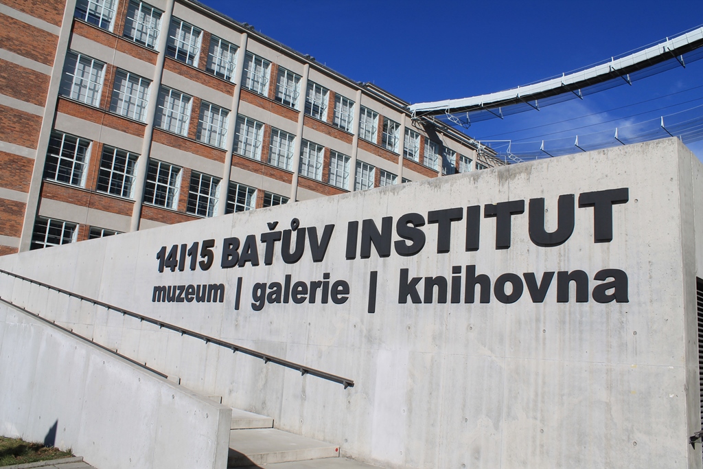 14l15 Baťův institut foto 4