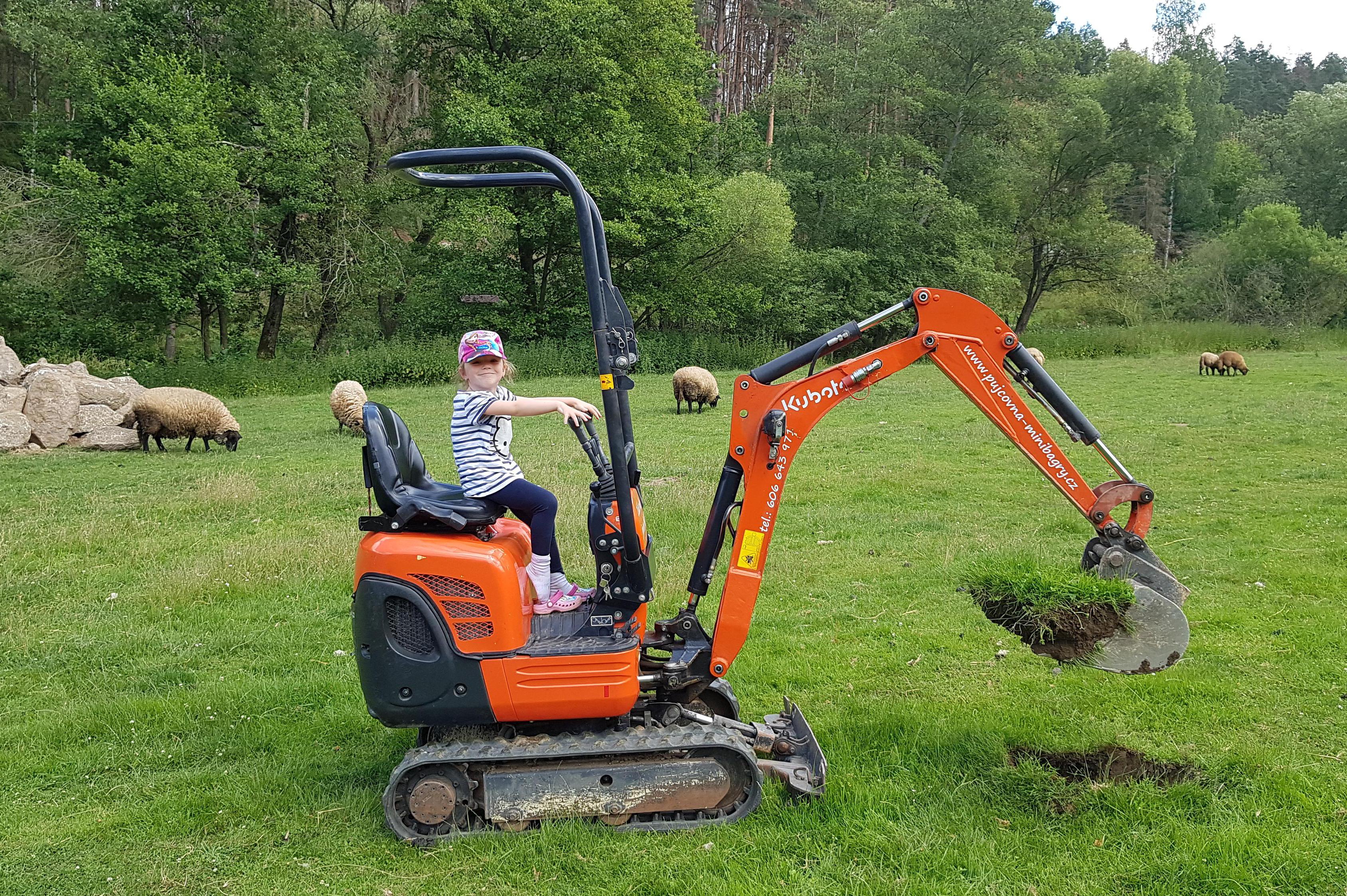 Pujcovna-minibagry.cz