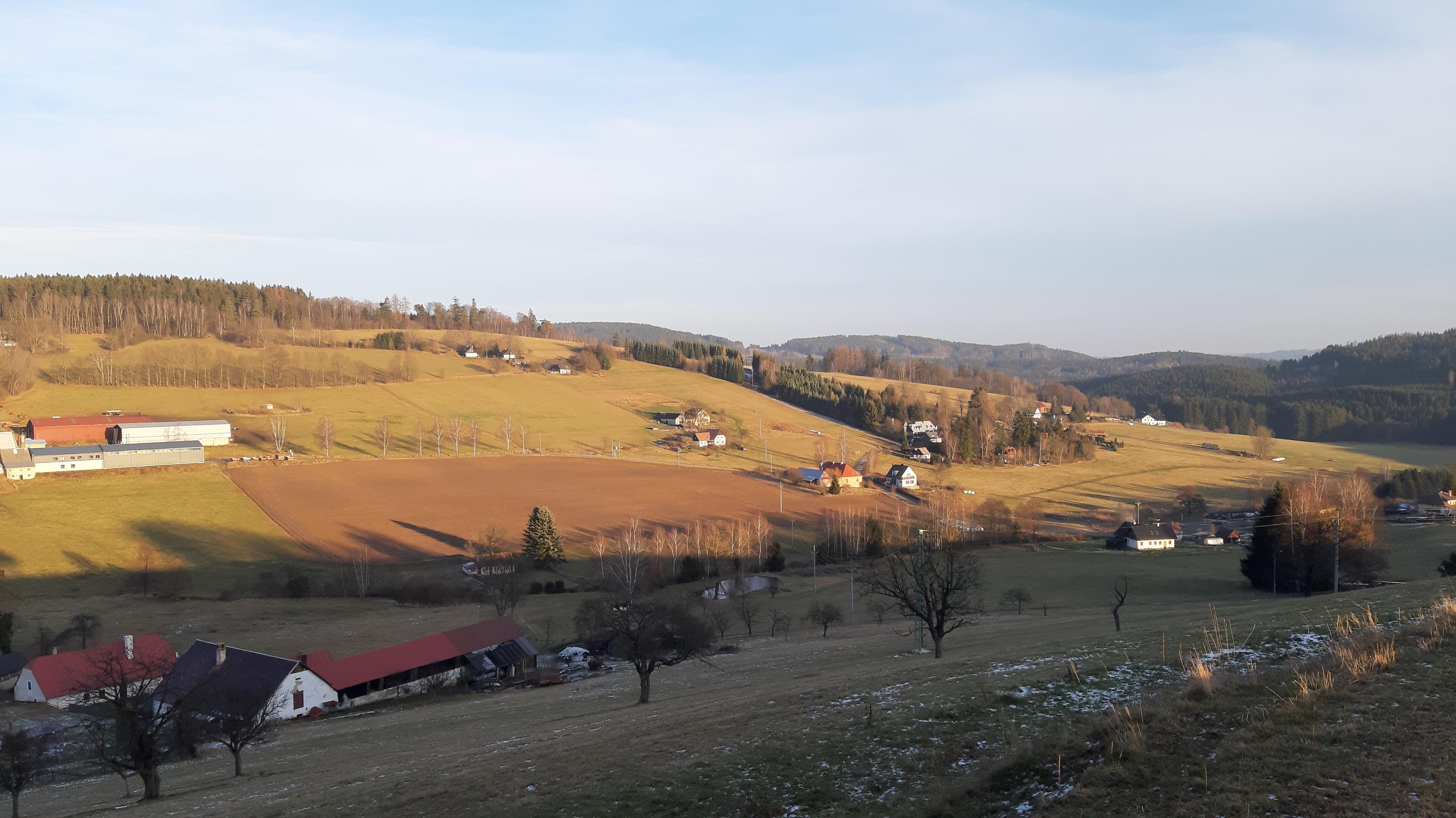 Březiny - obecní úřad foto 2