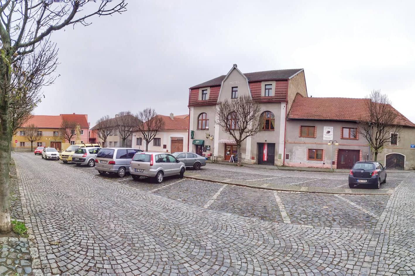 Vinárna u Českého Lva