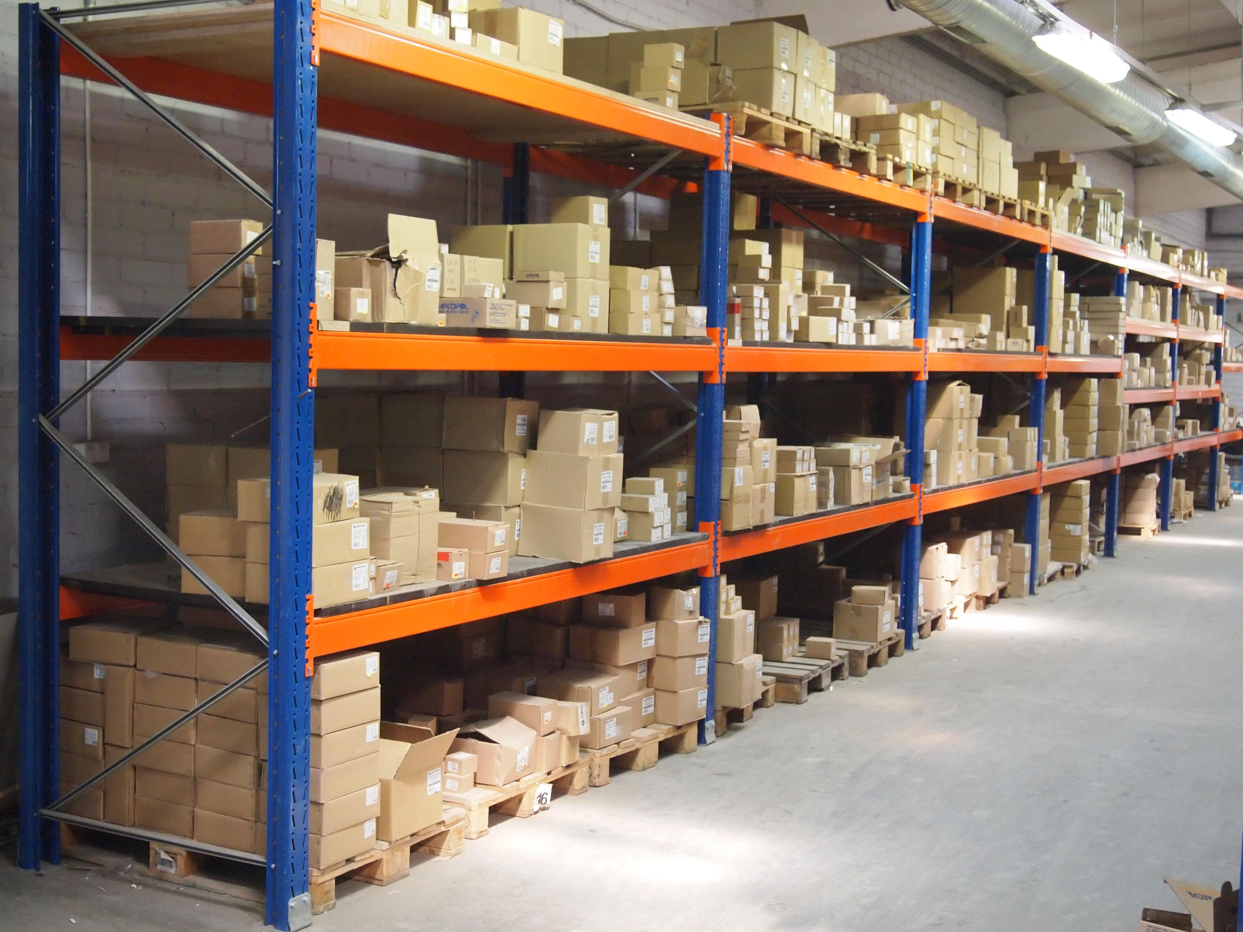 Yutani Weyland s.r.o.- spojovací materiály foto 3