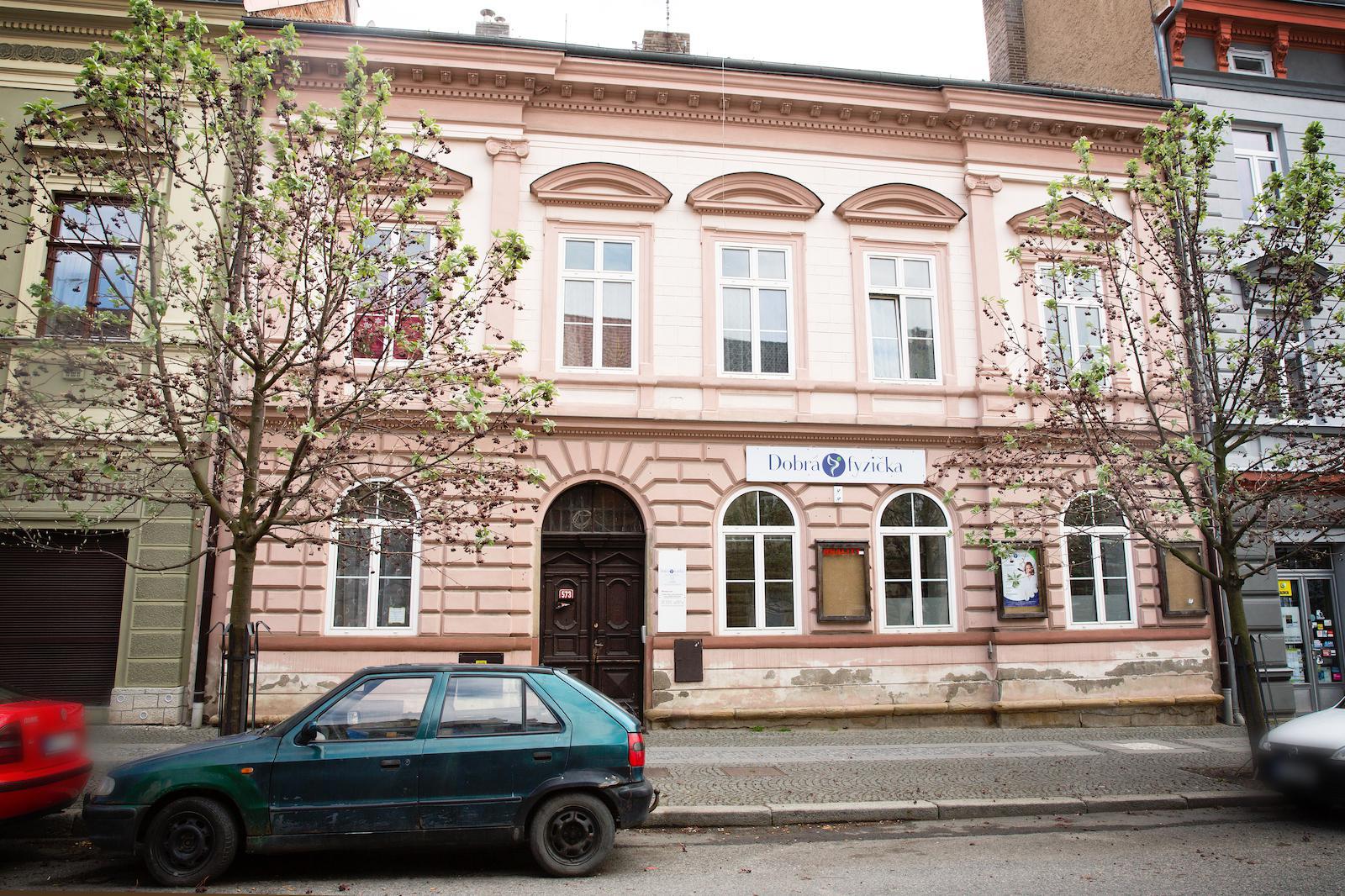 PhDr. Lenka Chyská - fyzioterapie