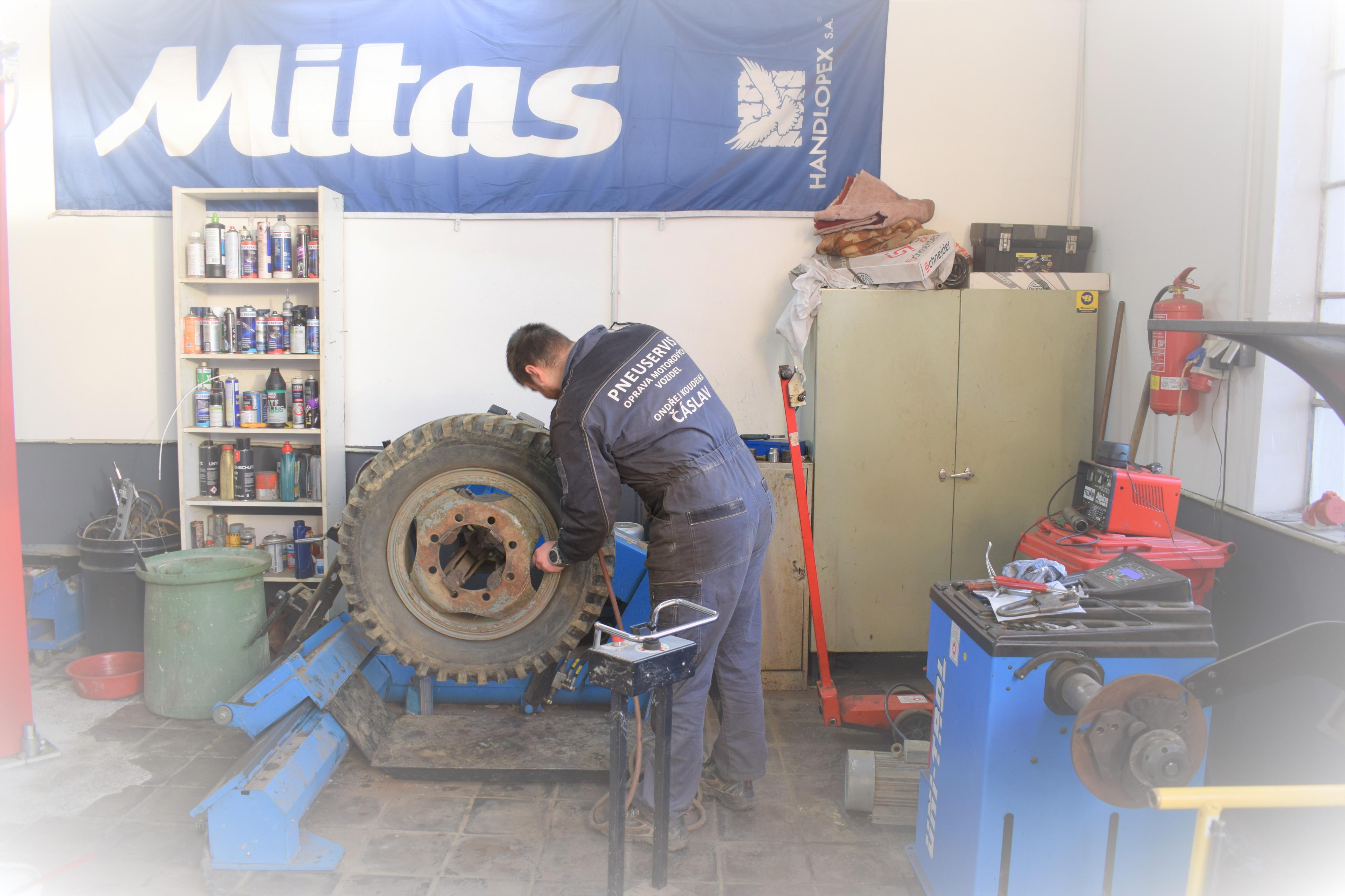 Pneuservis Čáslav - Koudelka foto 2