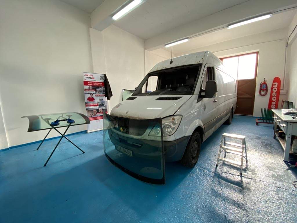 Autosklo HS Expert s.r.o. foto 4