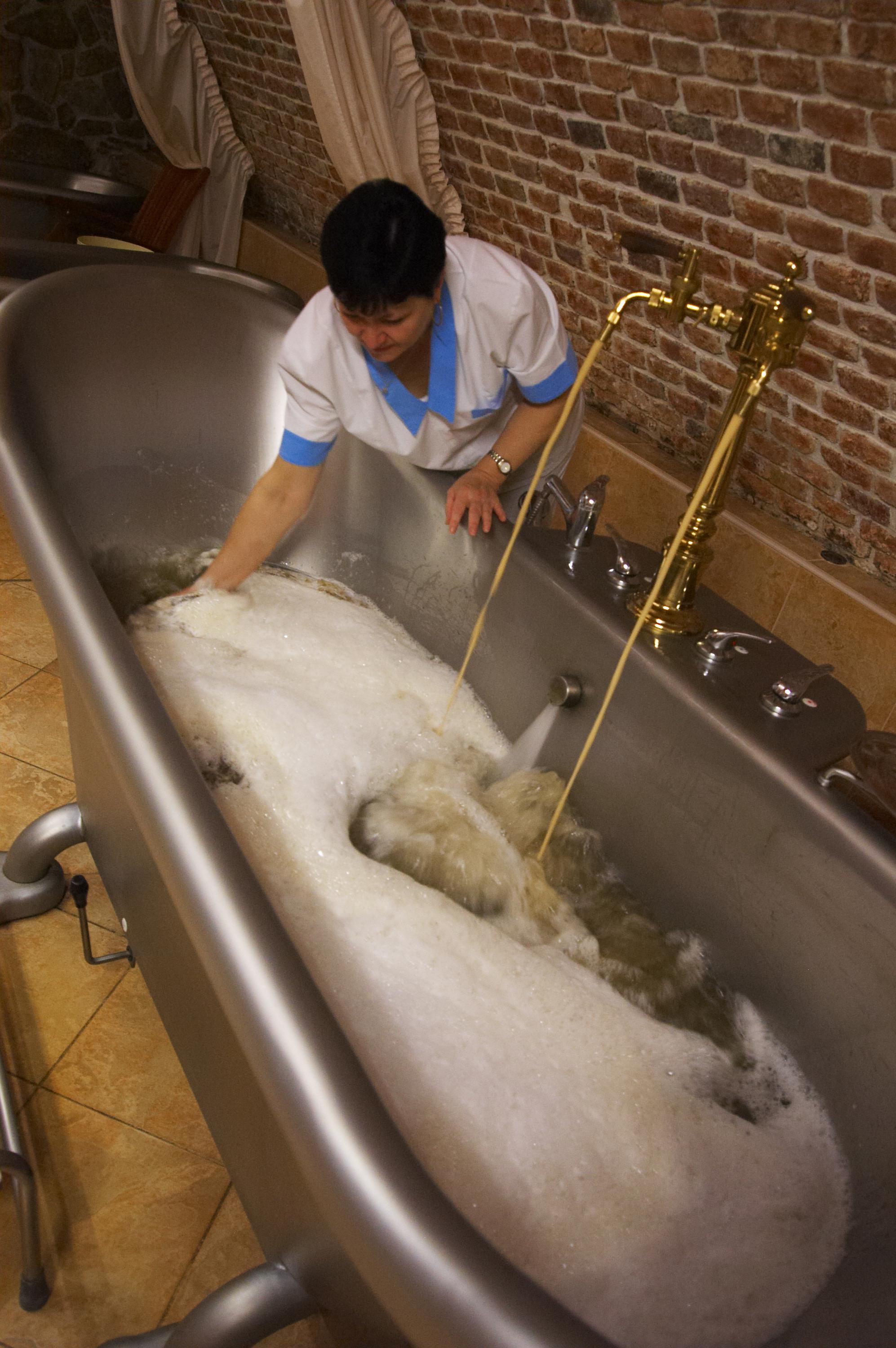 Pravé pivní lázně - CHODOVAR foto 3