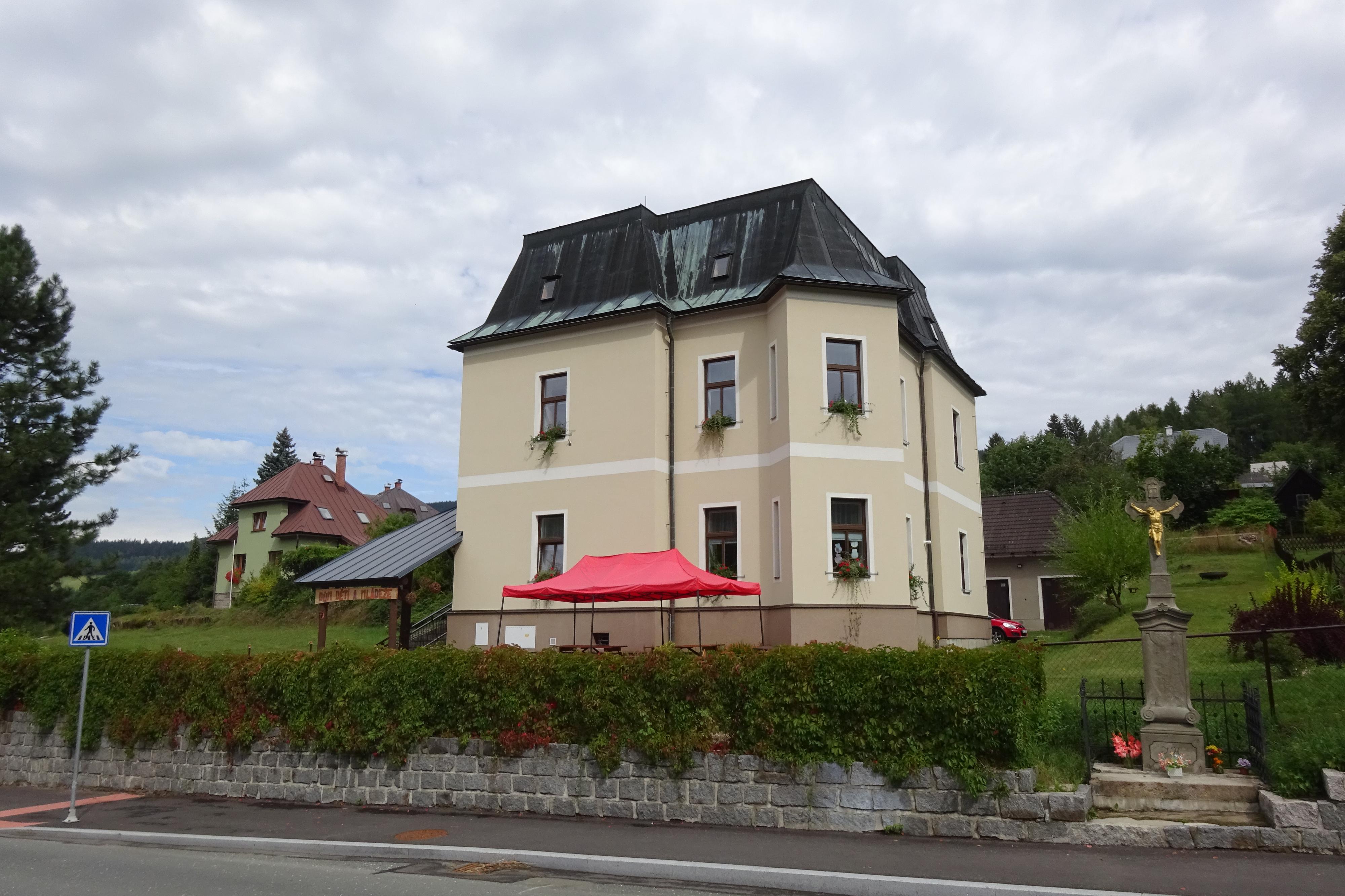 Dům dětí a mládeže Pod Střechou, Rokytnice nad Jizerou foto 3