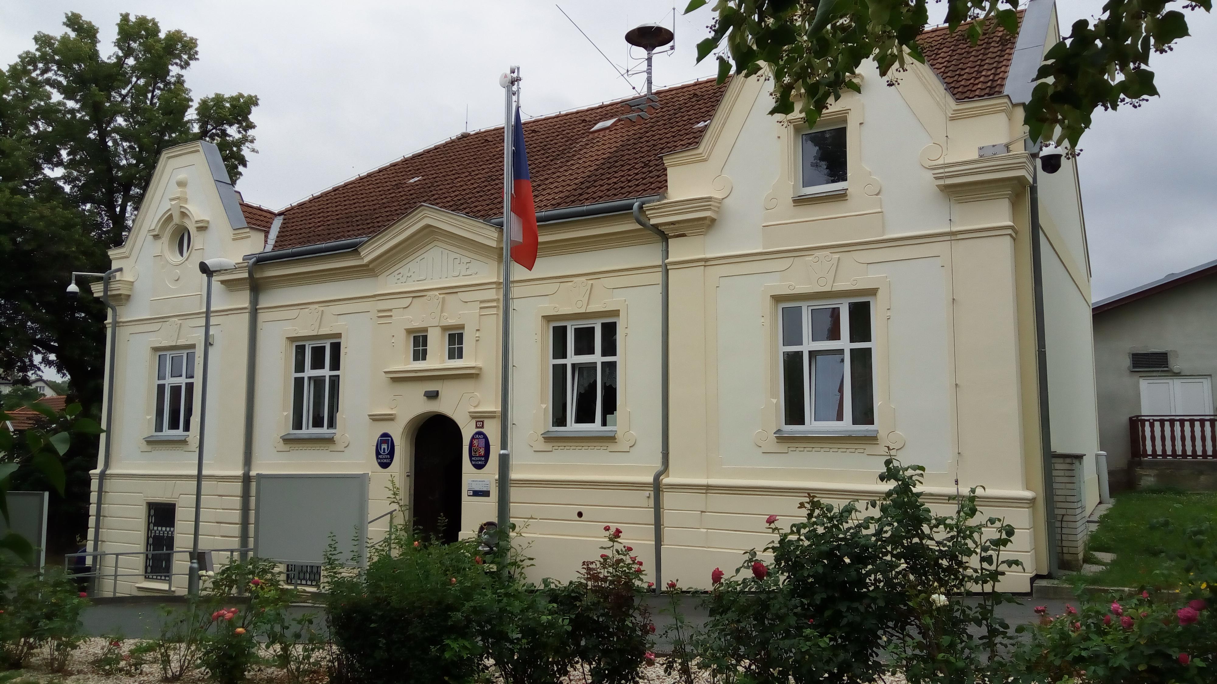 Škvorec - úřad městyse