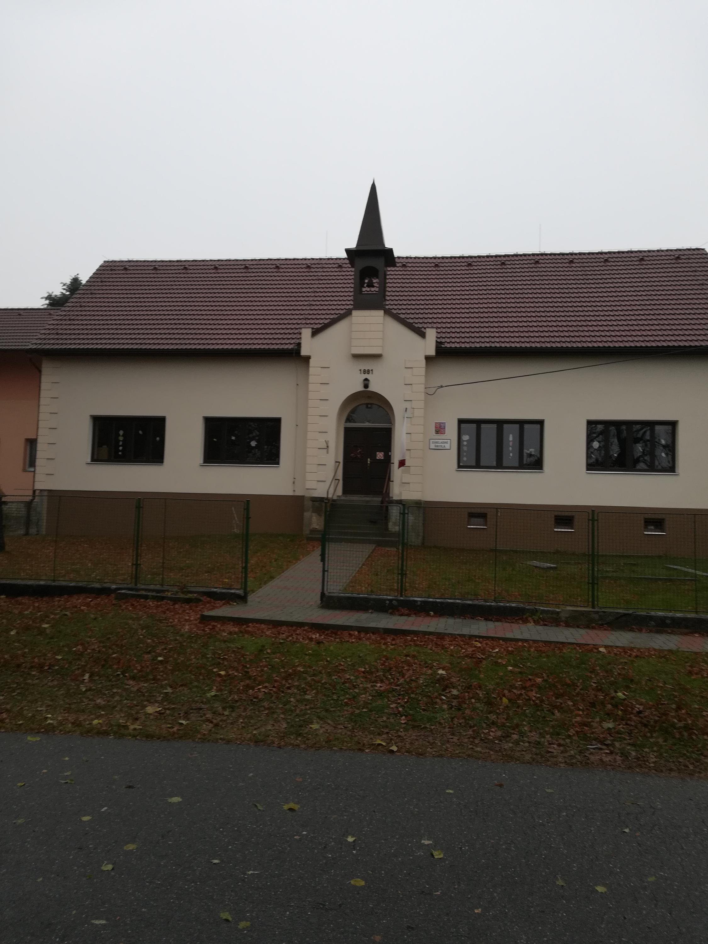 MŠ Písečné foto 2