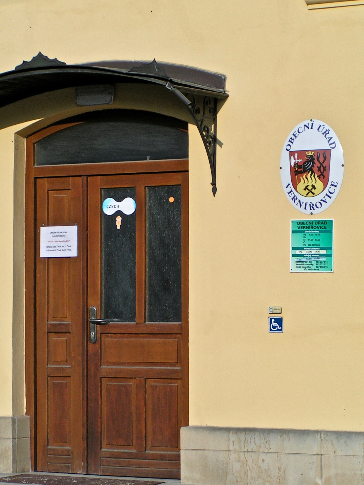 Vernířovice - obecní úřad foto 3