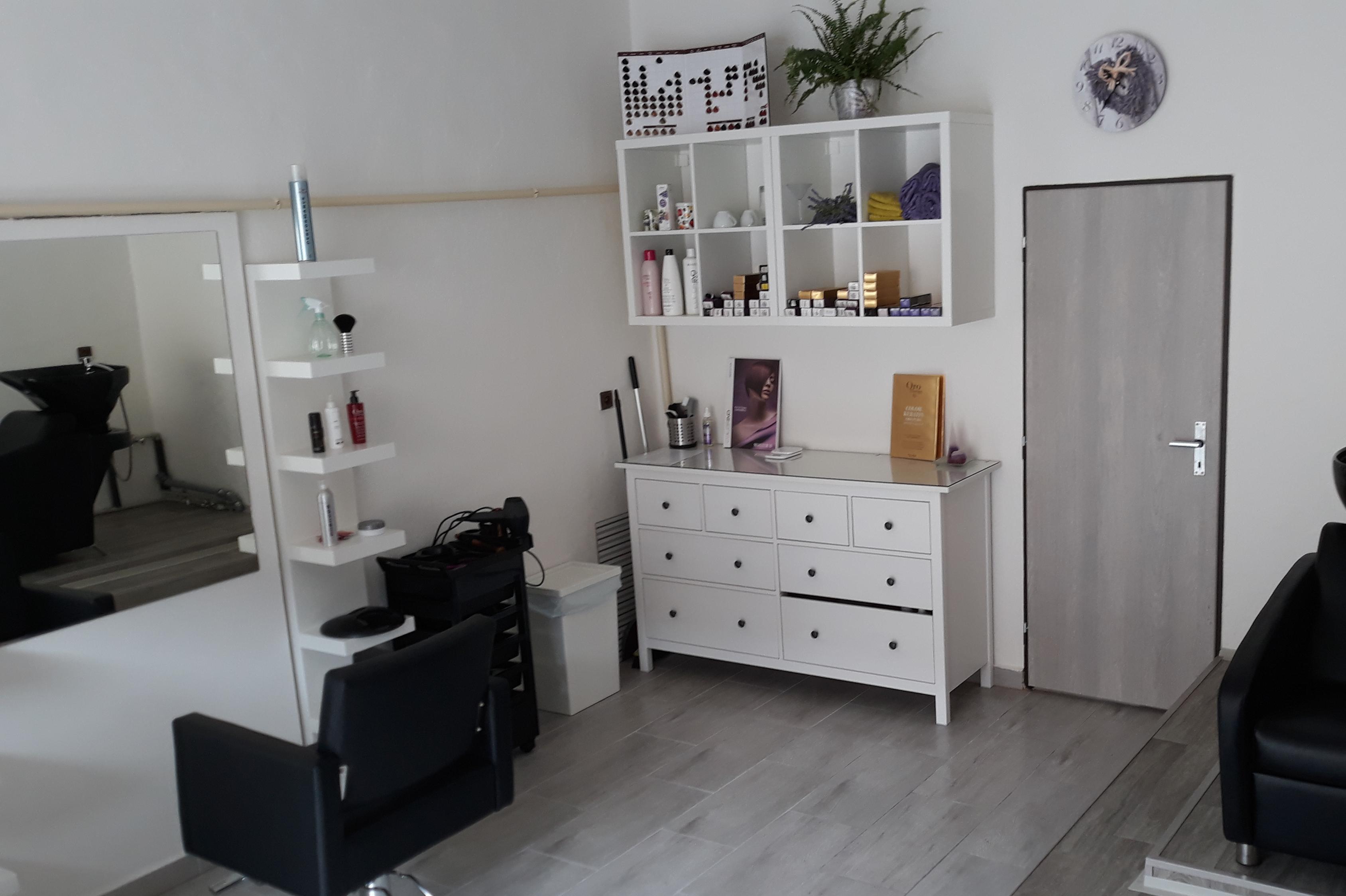 Veronika Rejnková - Kadeřnictví Lišov