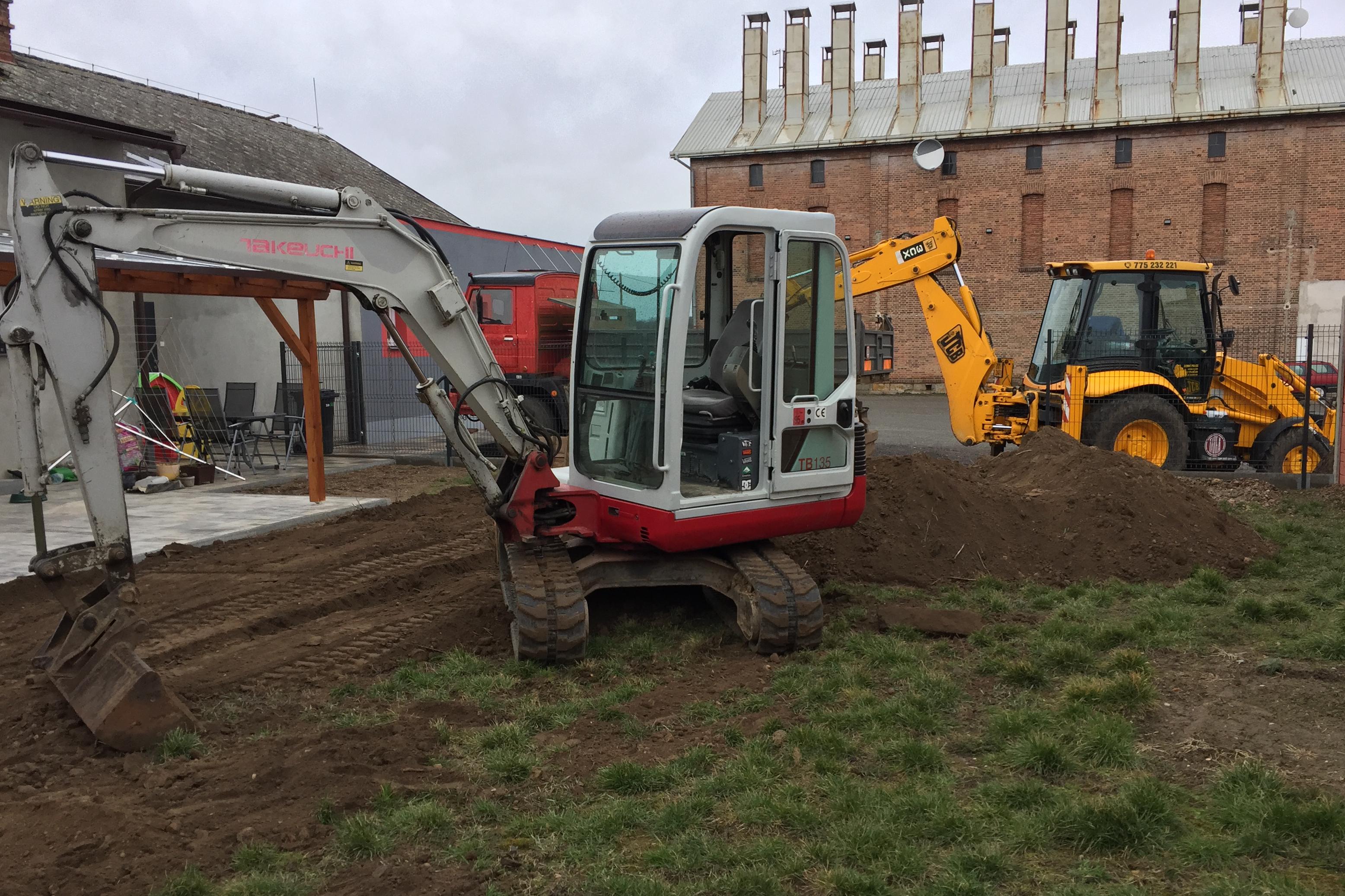 Zemní práce Romeo Hladík