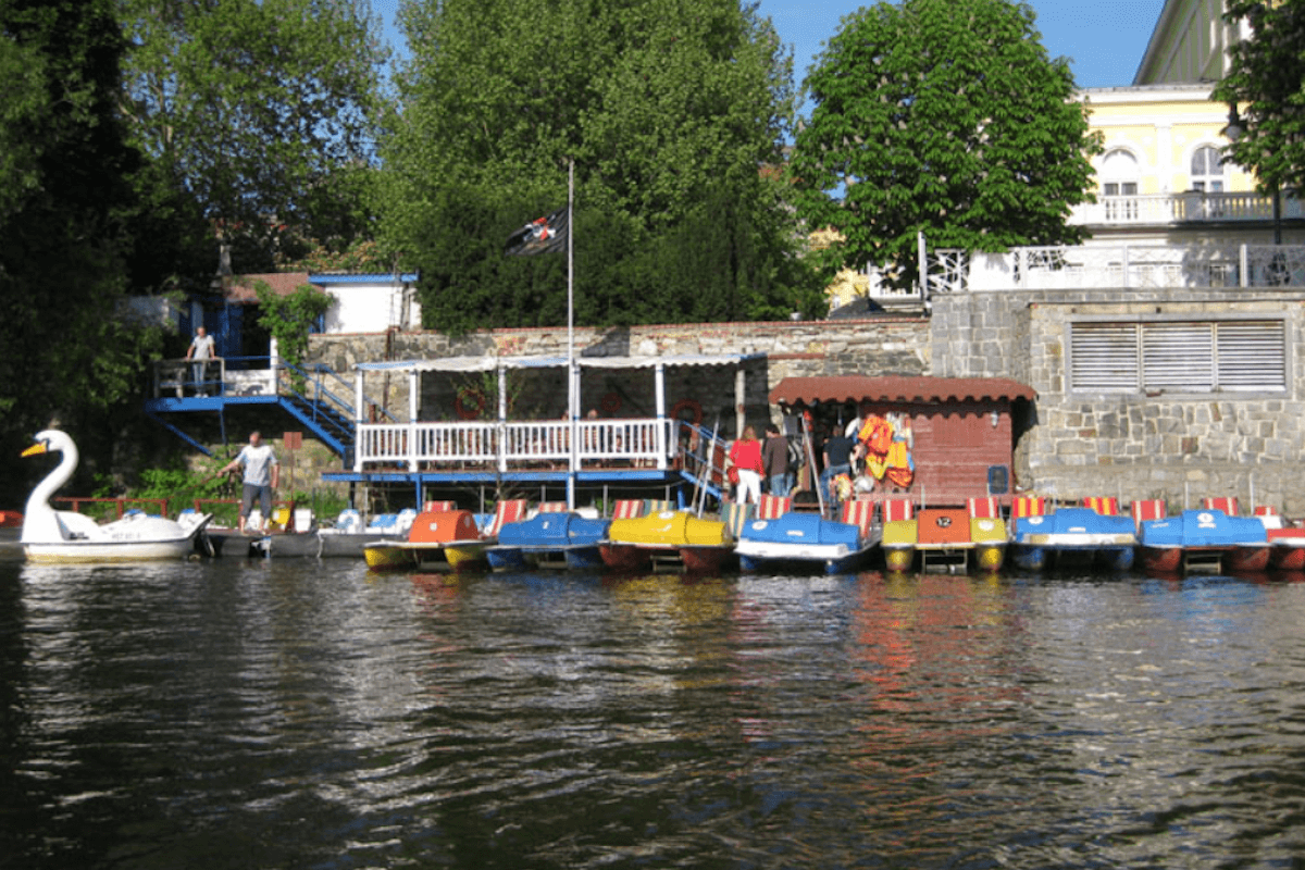 Slovanka - půjčovna lodí a šlapadel