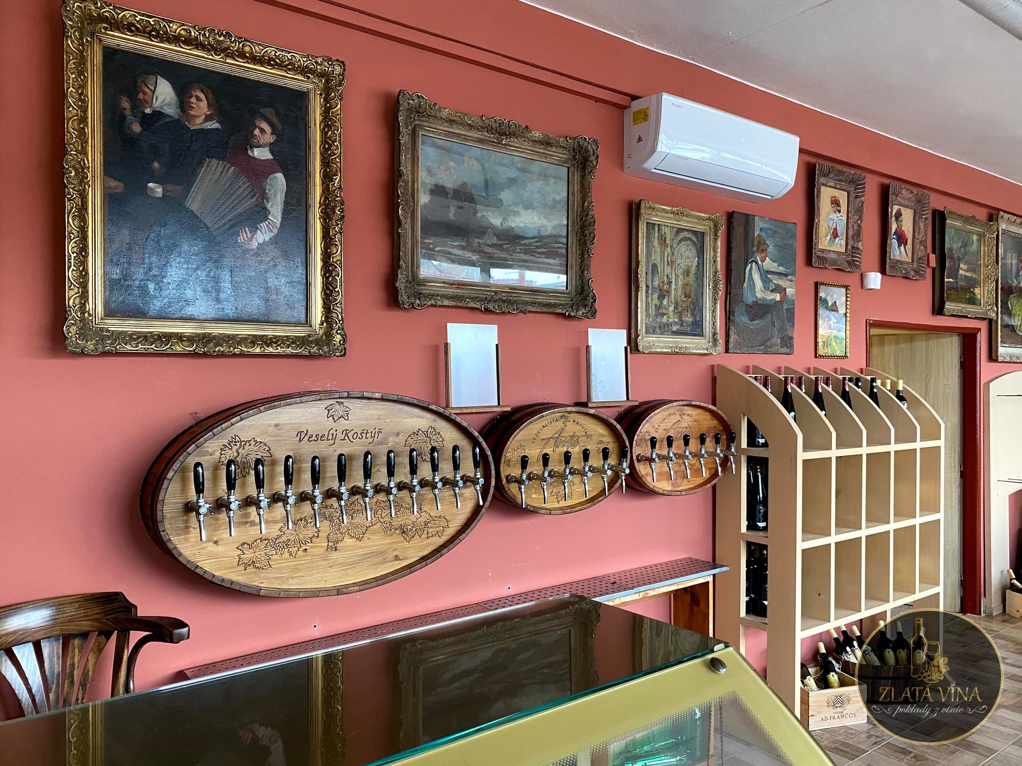 Vinotéka ZLATÁ VÍNA foto 5