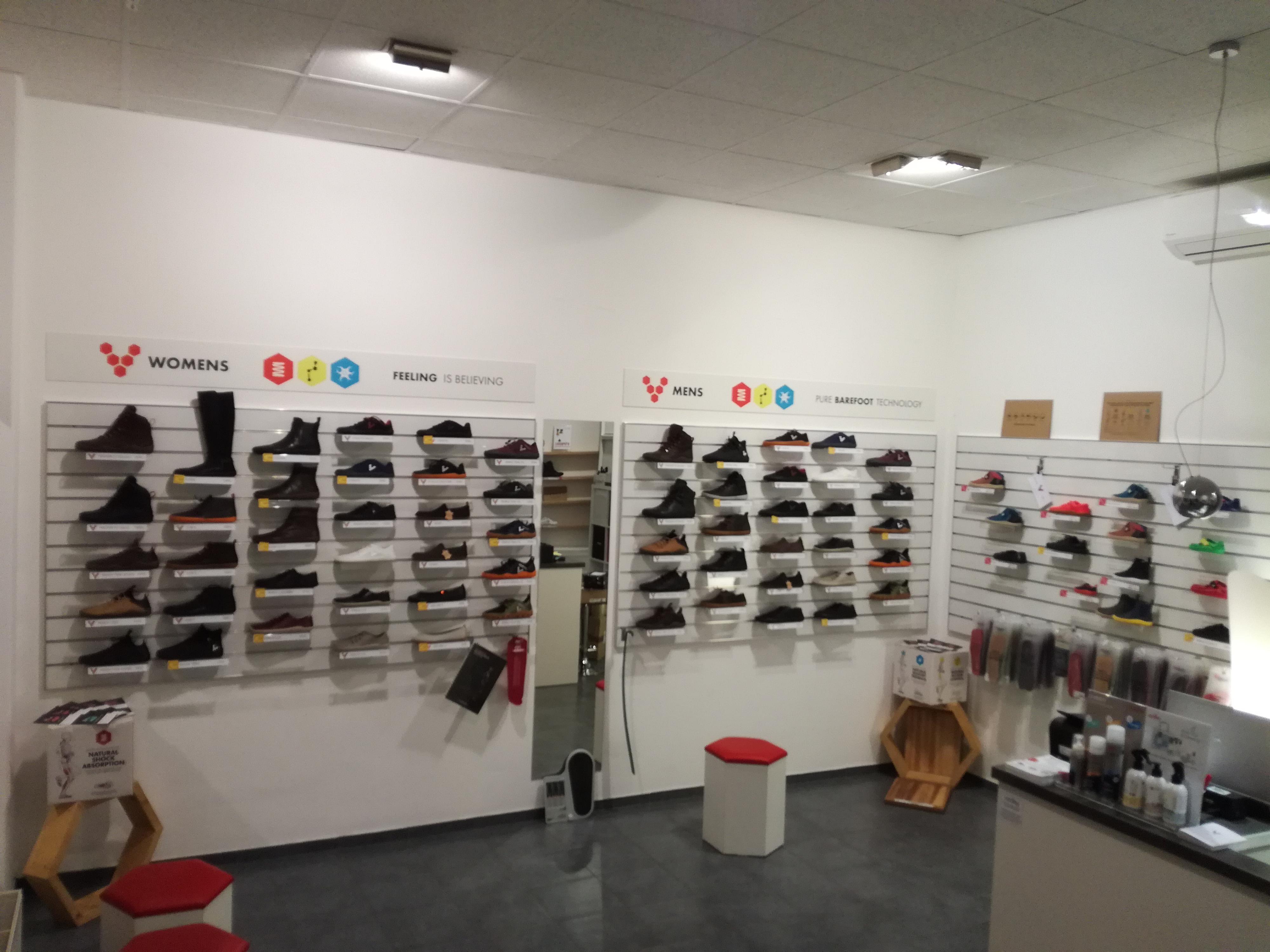 Vivobarefoot Concept Store Hradec Králové foto 5