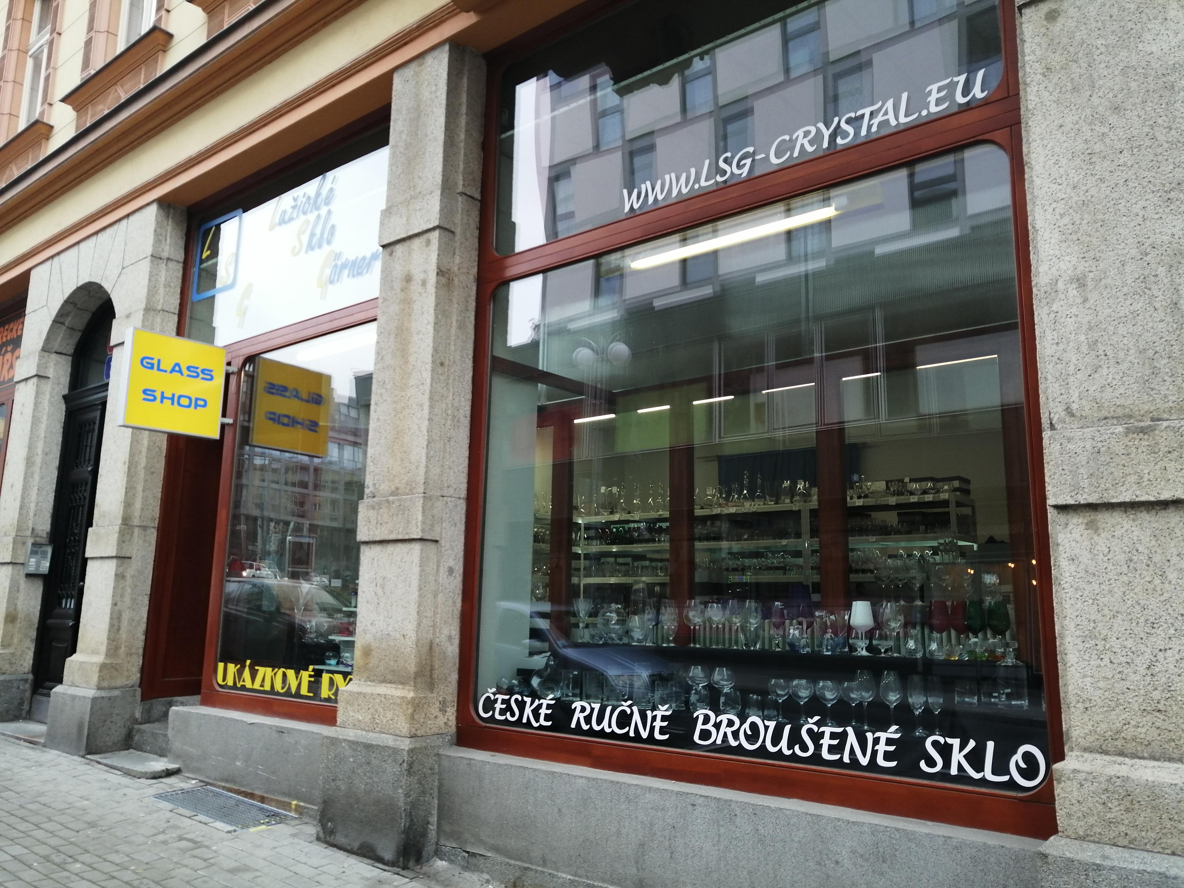 Prodejna české sklo LsG foto 3