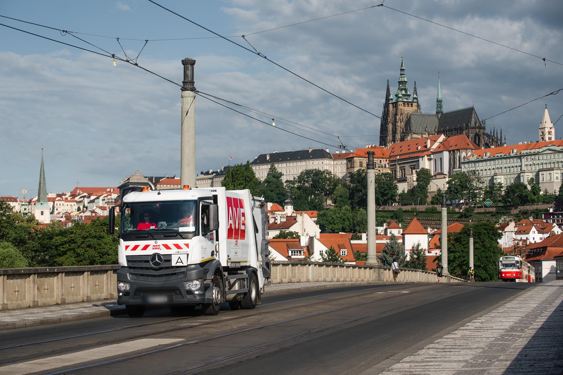 AVE Pražské komunální služby, a.s.