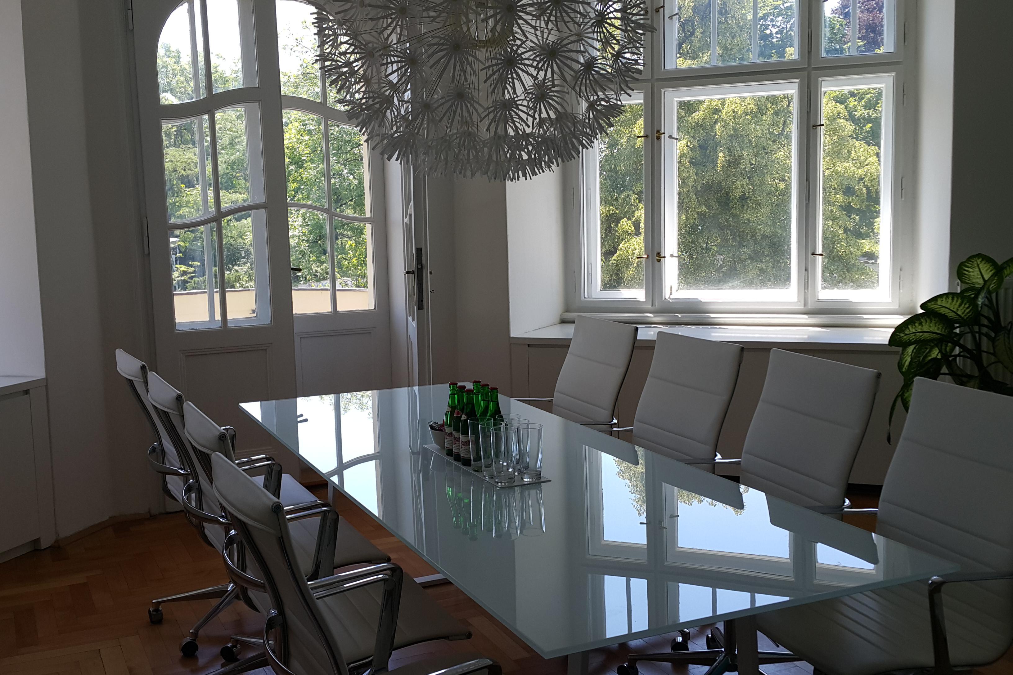 PETR ŠAŠTINSKÝ, advokátní kancelář