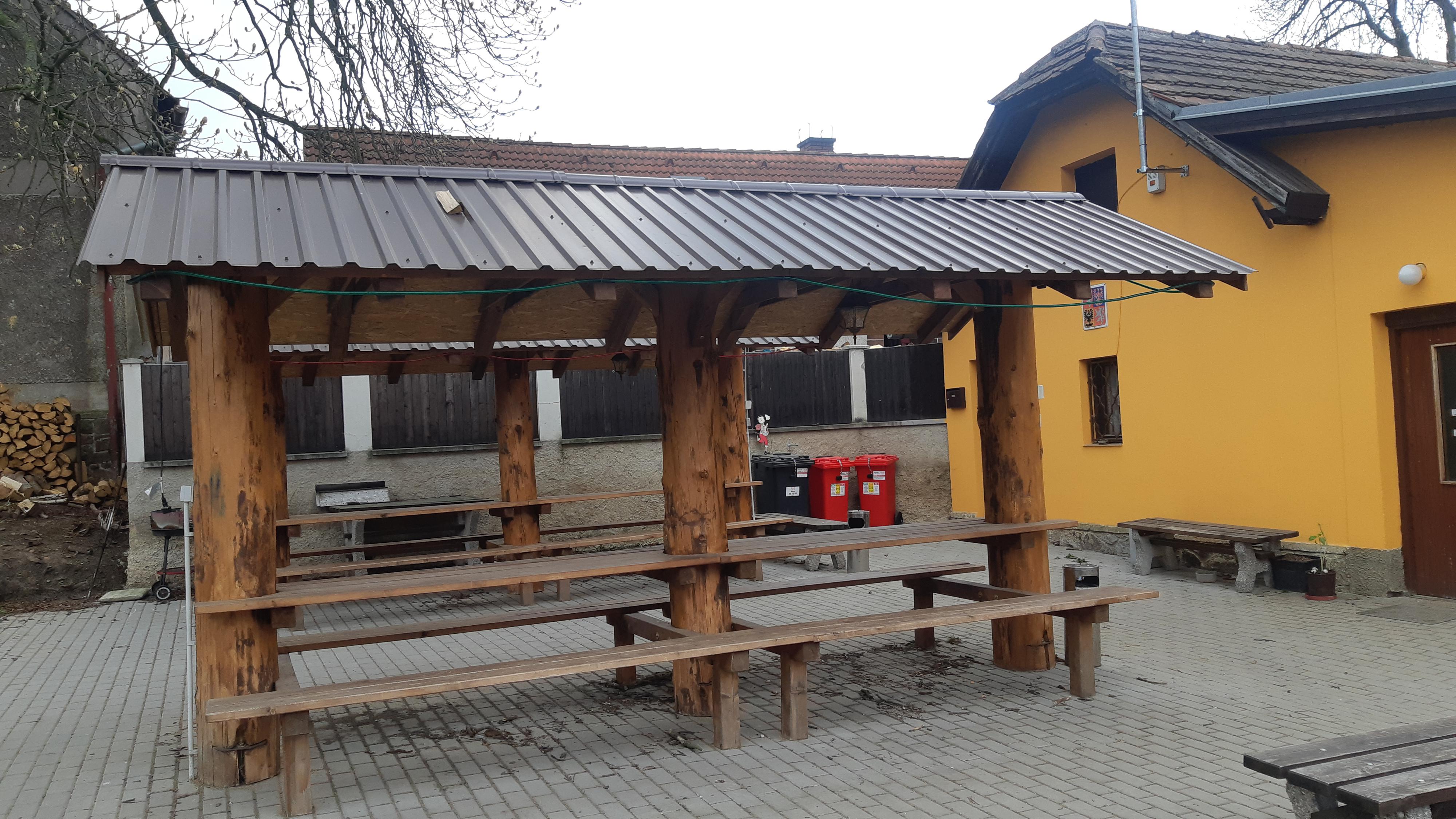 Lážovice - obecní úřad foto 4