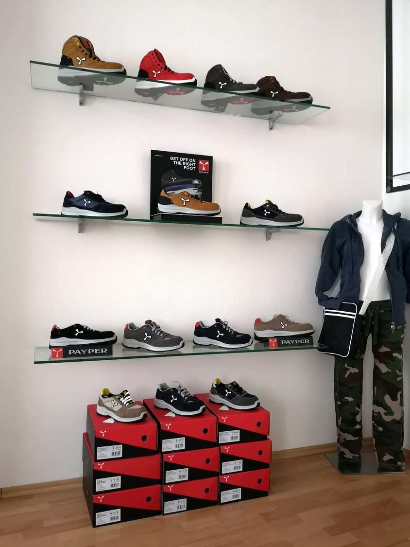 SKY Promotion - Showroom Pekařská 13 foto 3