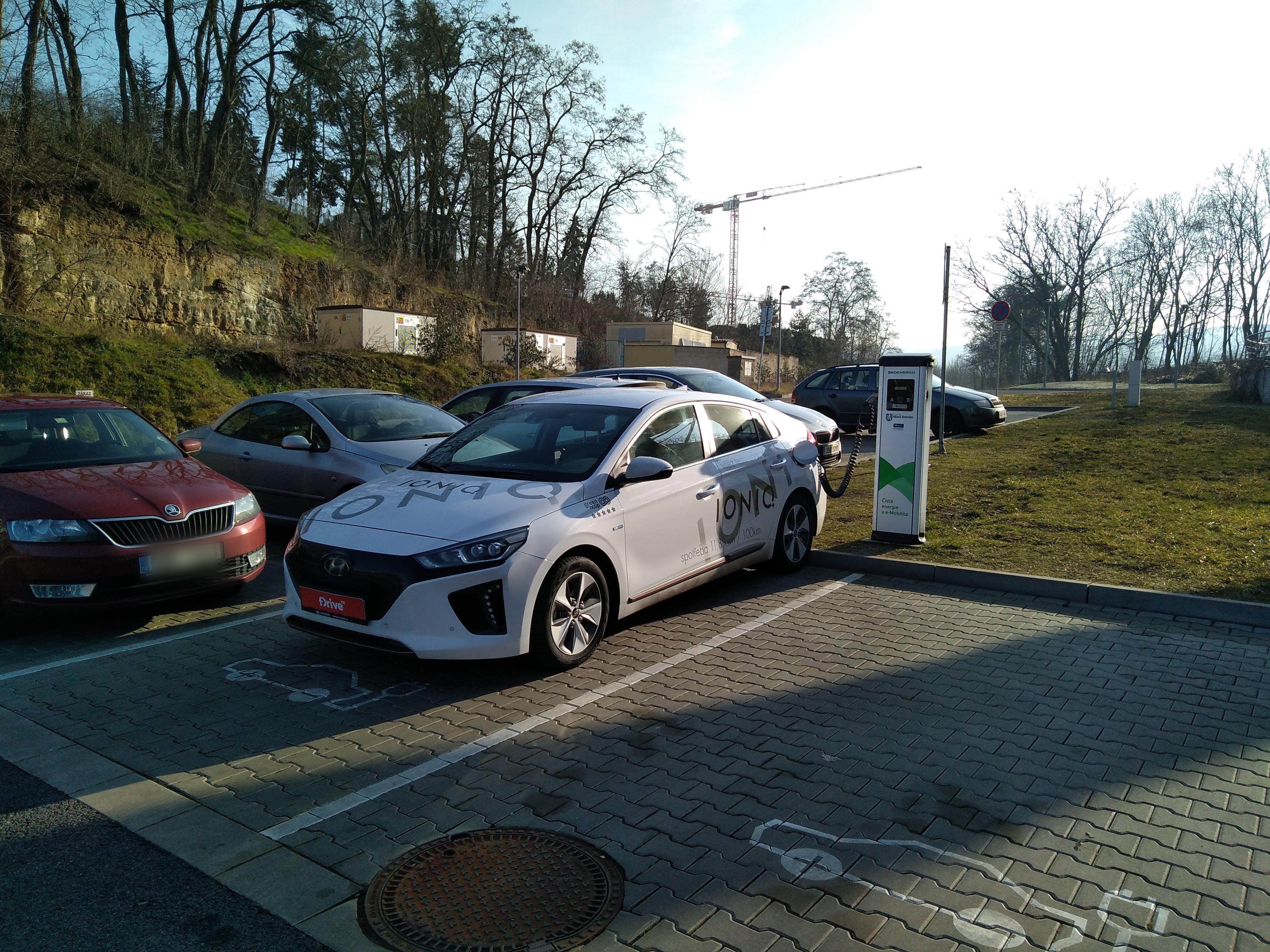 ŠKO-ENERGO, s.r.o. - Nabíjecí stanice foto 2