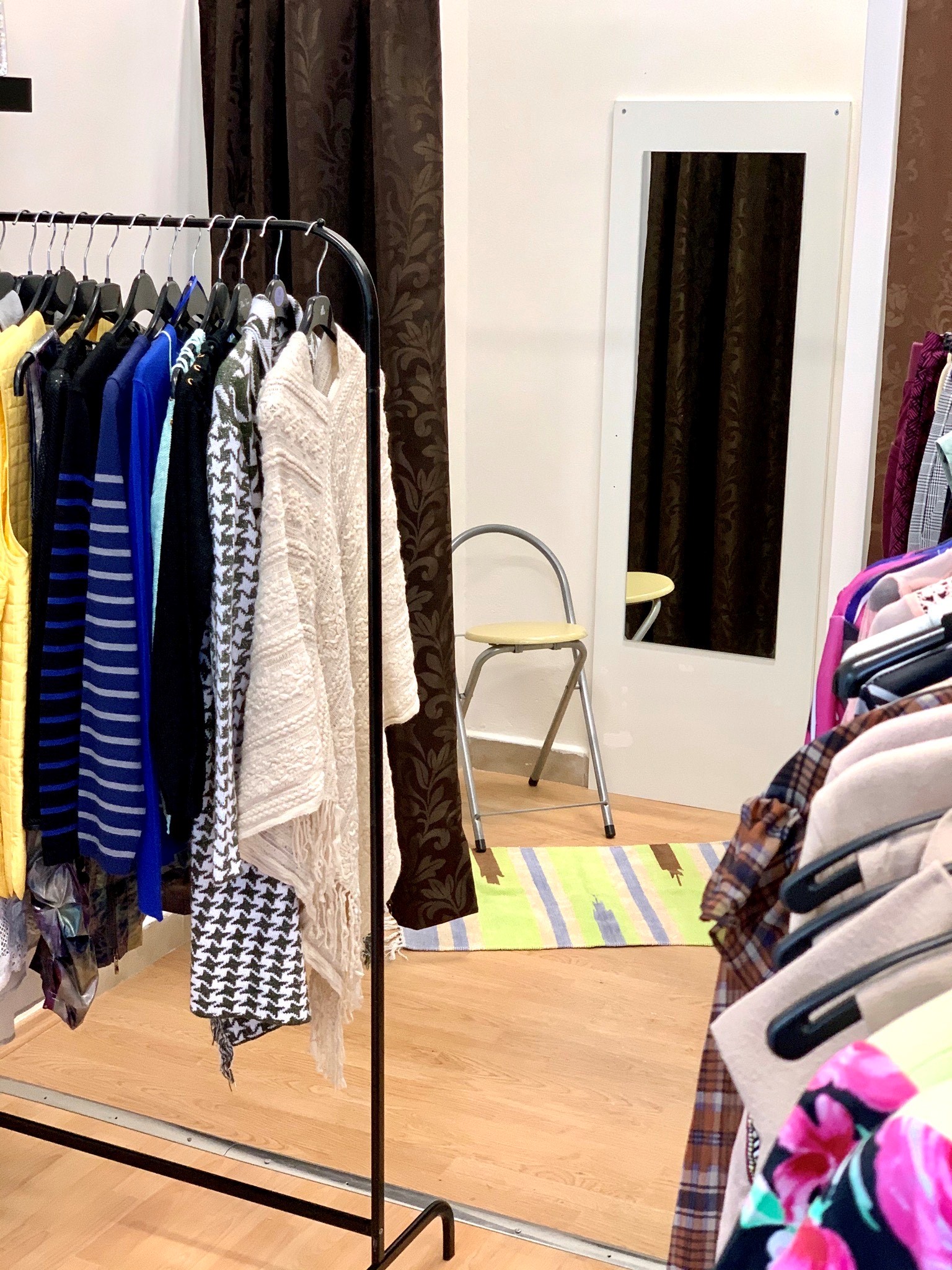 Bella Fashion Store foto 4