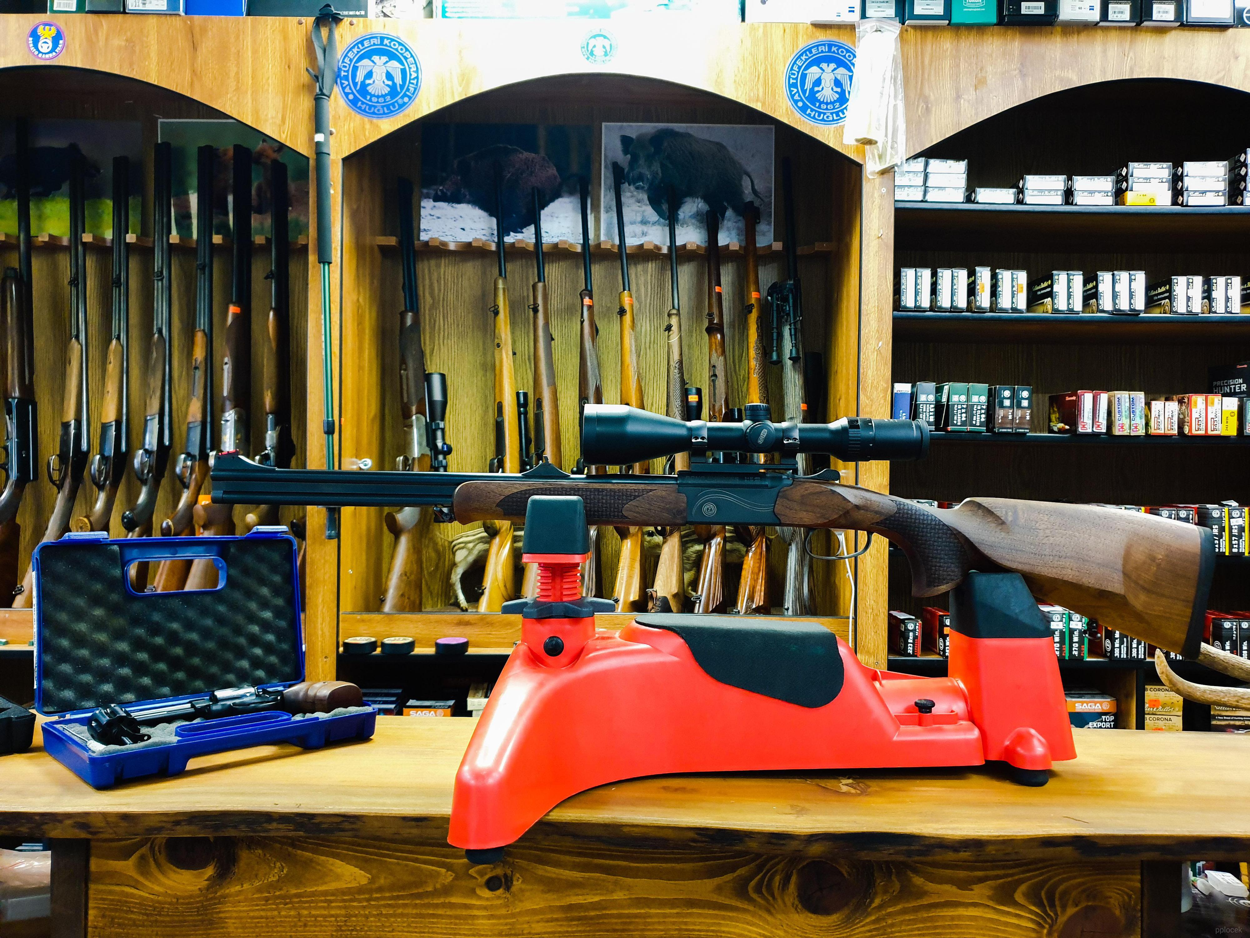 Zbraně a střelivo - Lovecké potřeby - Tomáš Klicman foto 5