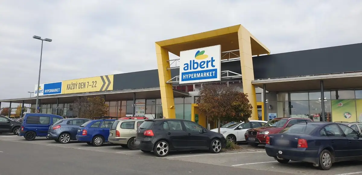 Albert Hypermarket