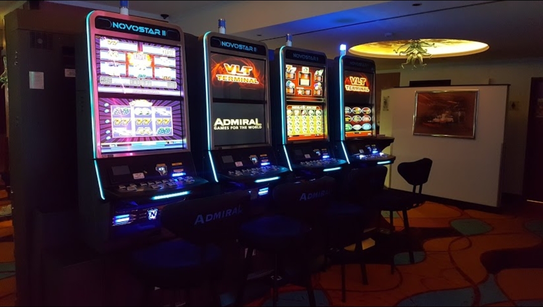 Casino ADMIRAL Laa Hevlín foto 3