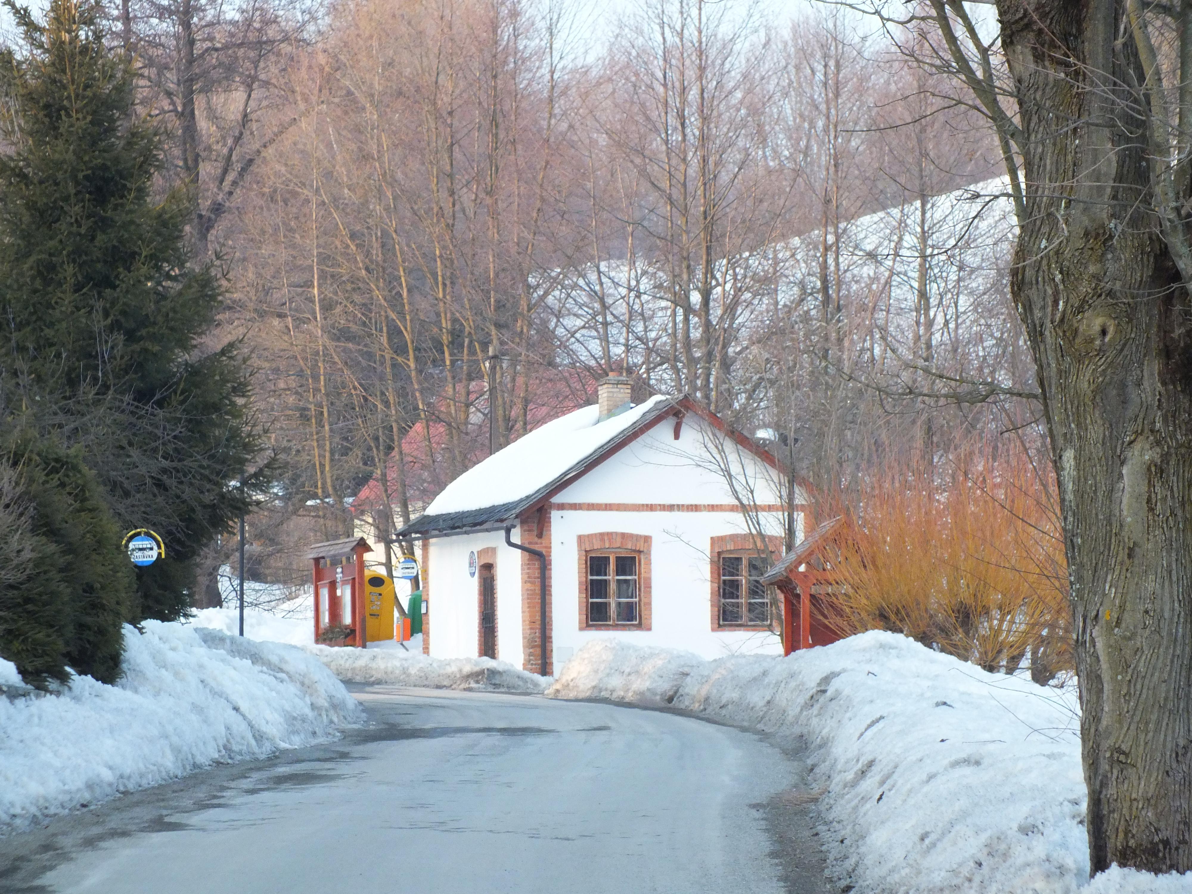 Šléglov - obecní úřad foto 2