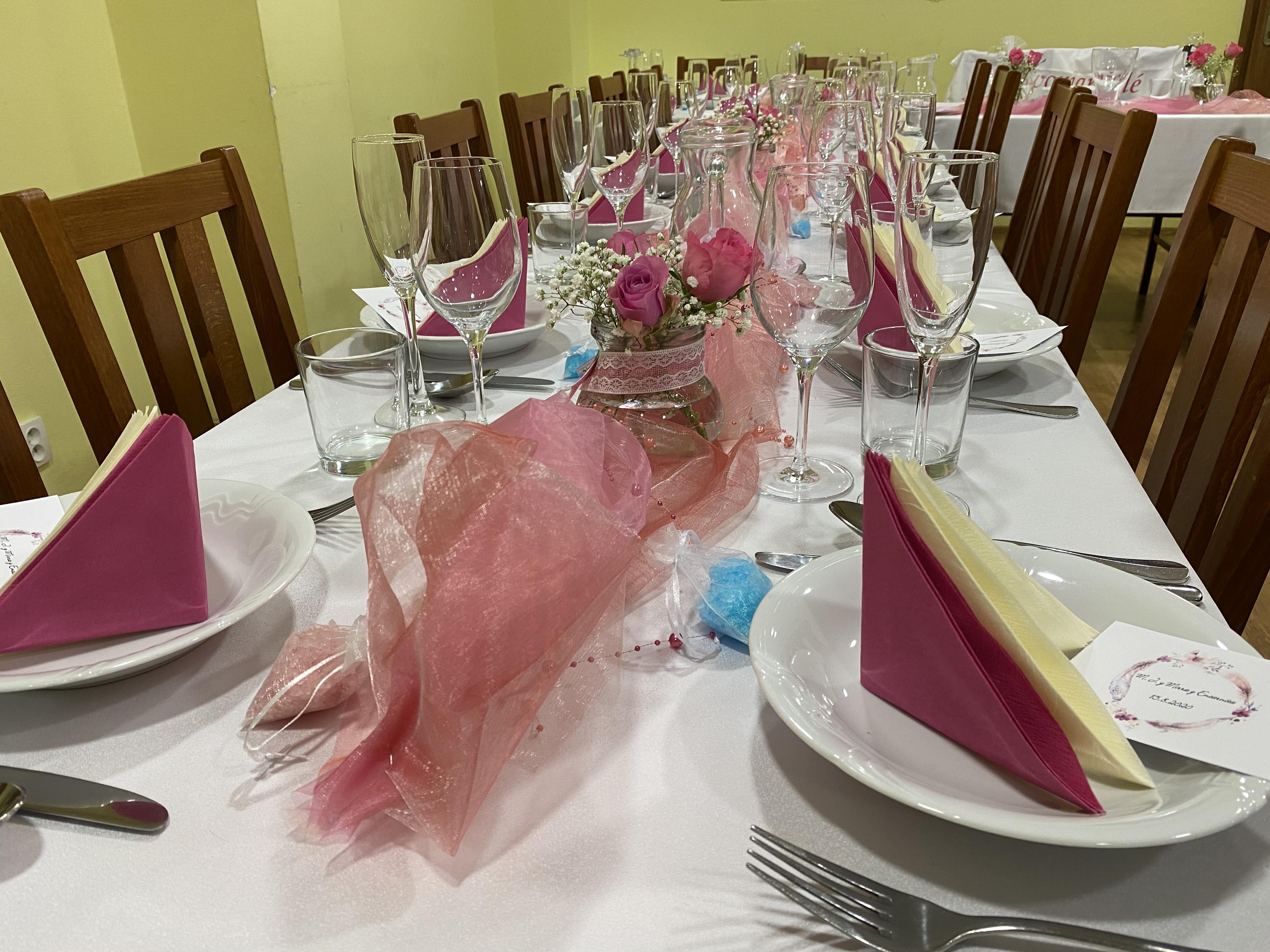 Restaurace Aréna Hotel Brumov foto 3